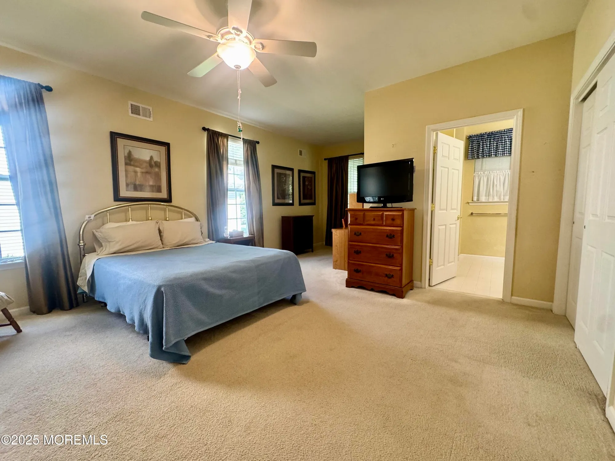 Property Slideshow image 13 of 28 | 607 timberline ln, Manchester, NJ, 08759