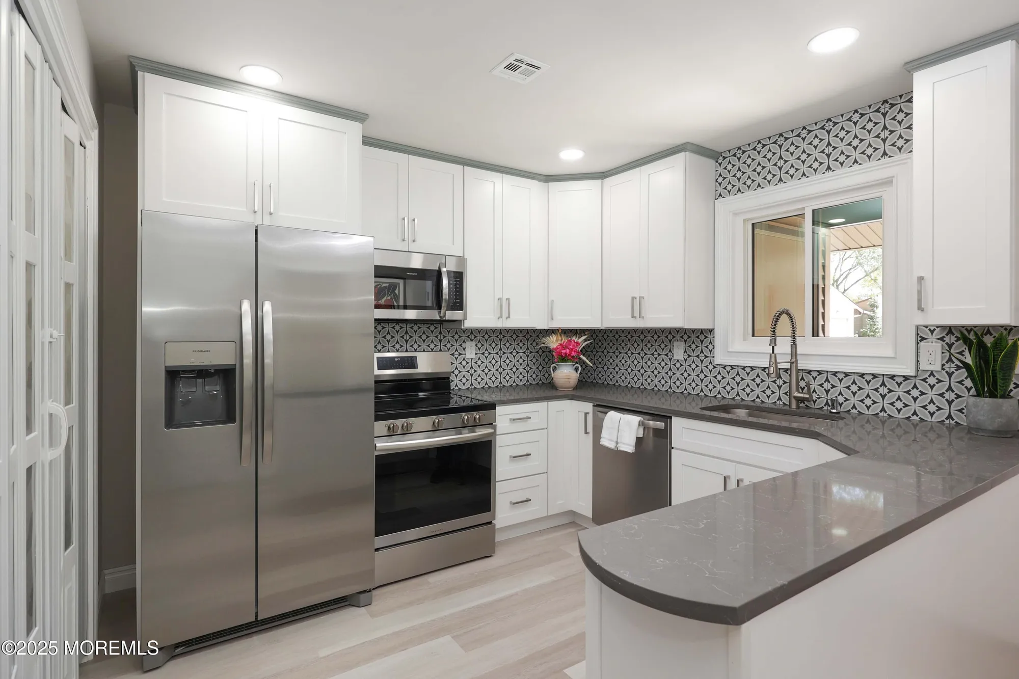 Property Slideshow image 3 of 34 | 12 ellsworth ct, Red Bank, NJ, 07701