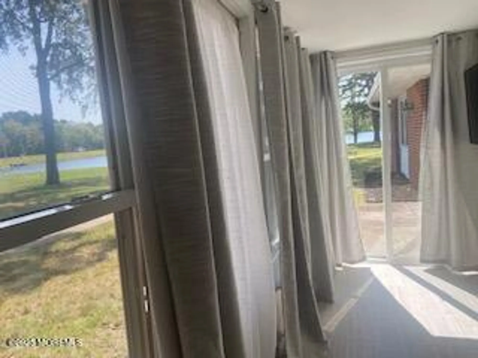 Property Slideshow image 20 of 48 | 646a plymouth dr, Lakewood, NJ, 08701