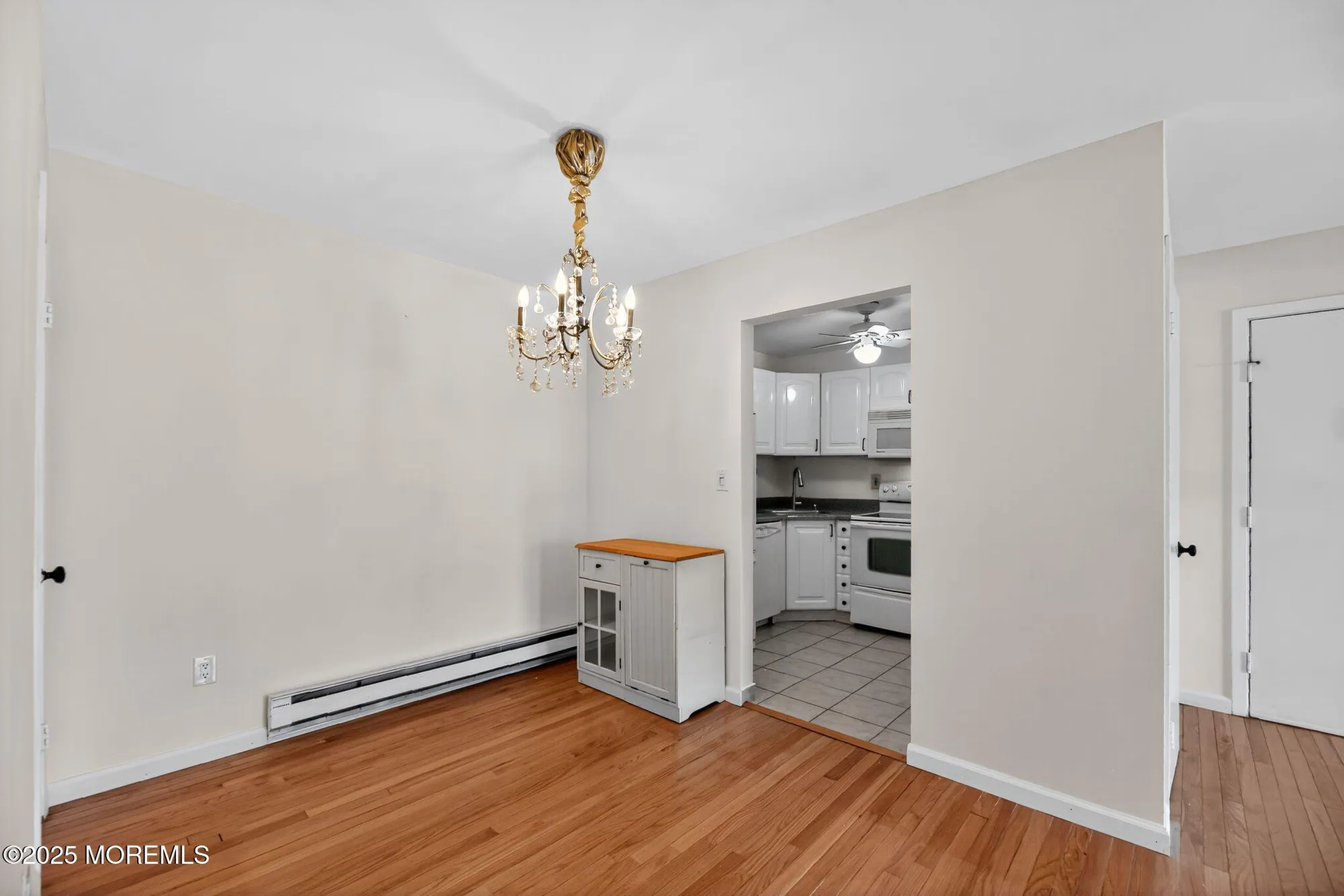 Property Slideshow image 18 of 48 | 154 cross slope ct g, Manalapan, NJ, 07726