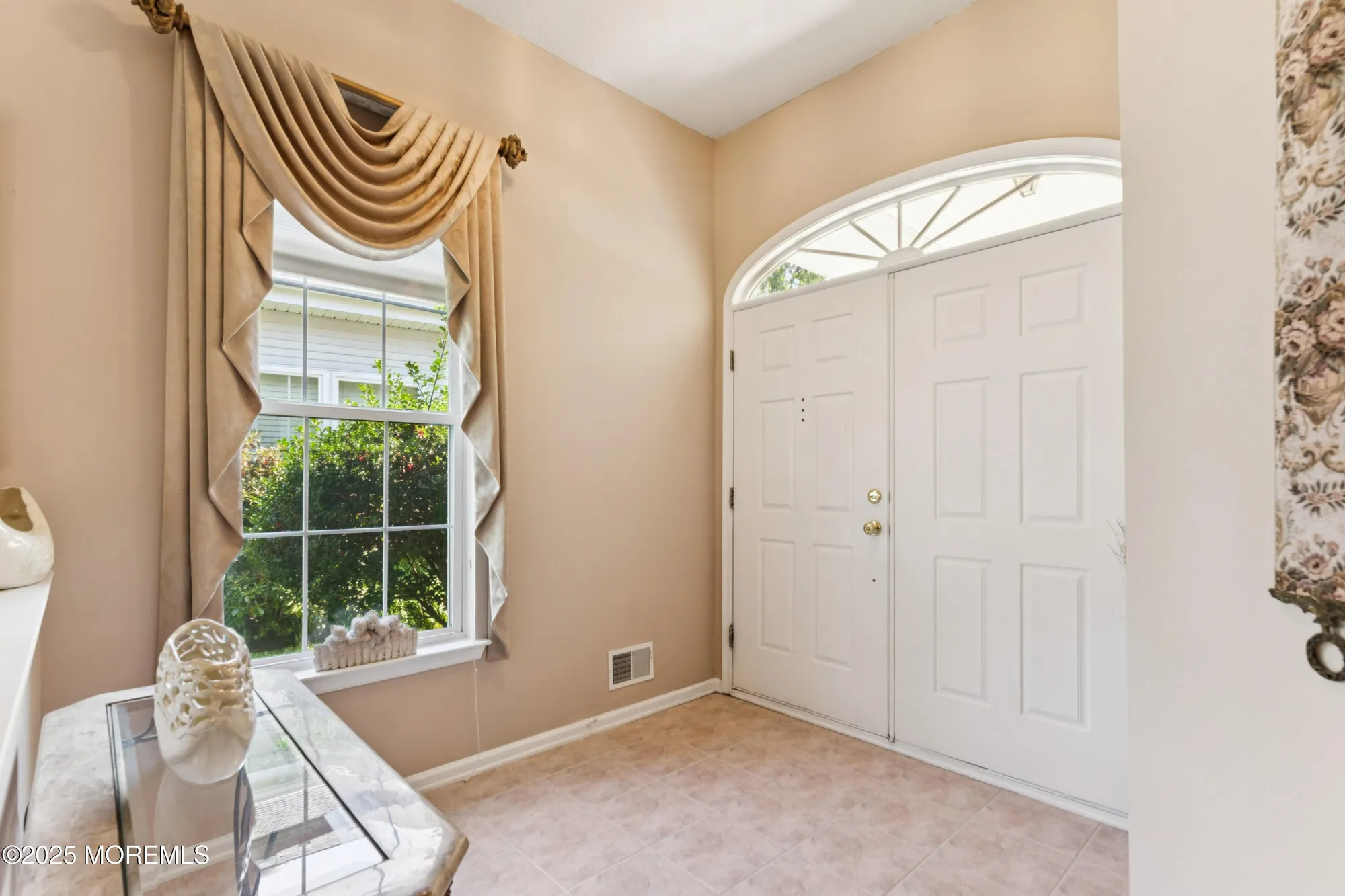 Property Slideshow image 12 of 36 | 25 spring valley dr, Lakewood, NJ, 08701