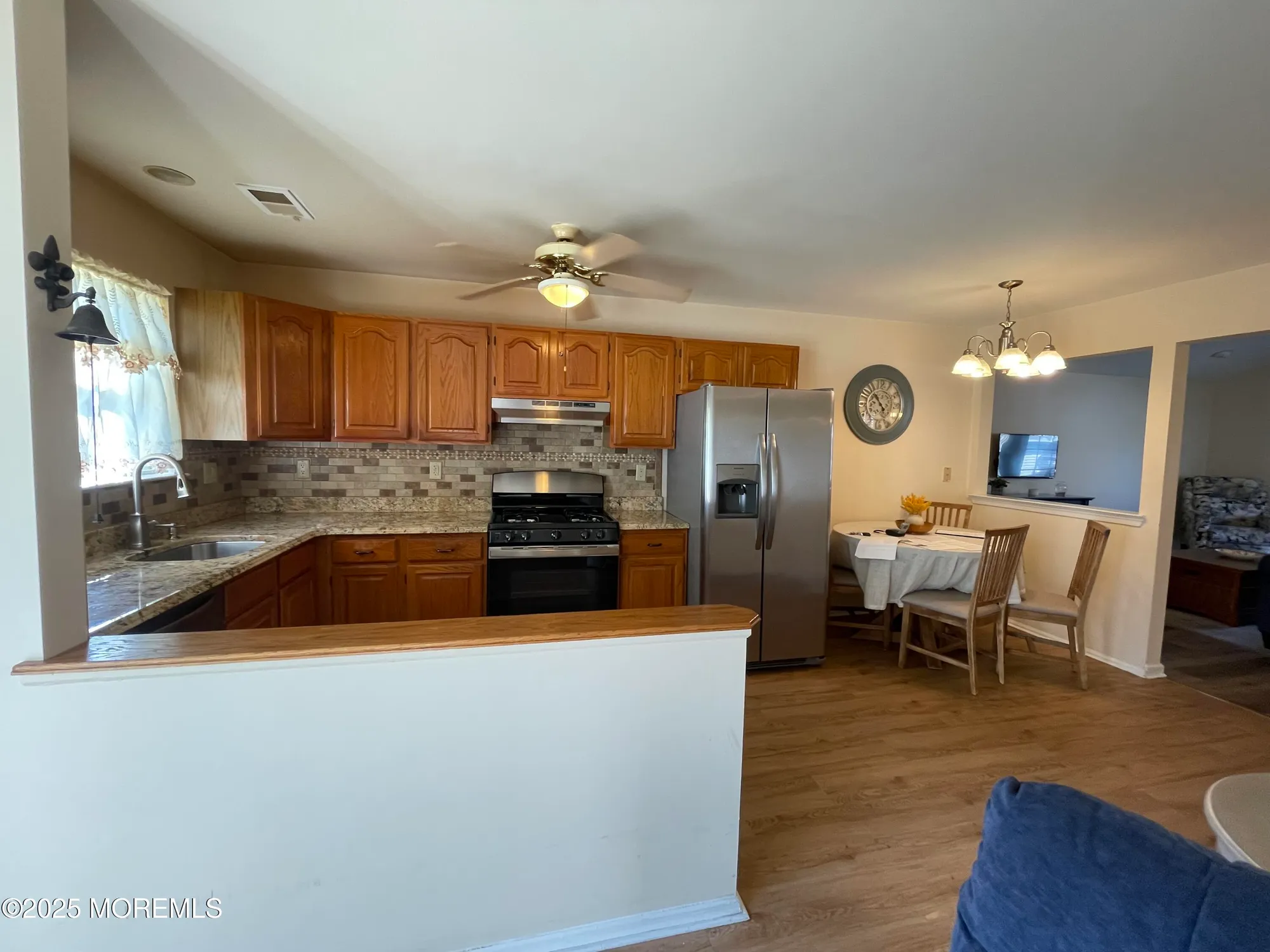 Property Slideshow image 6 of 22 | 55 farnworth close # 1000, Freehold, NJ, 07728