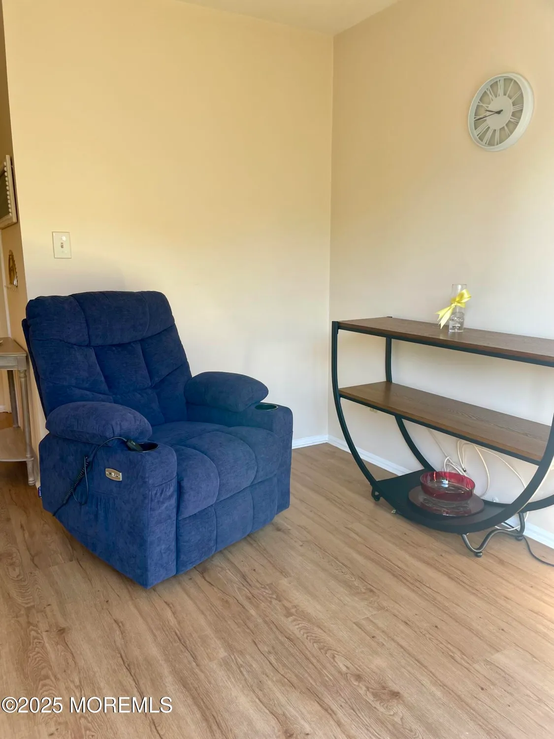 Property Slideshow image 8 of 22 | 55 farnworth close # 1000, Freehold, NJ, 07728