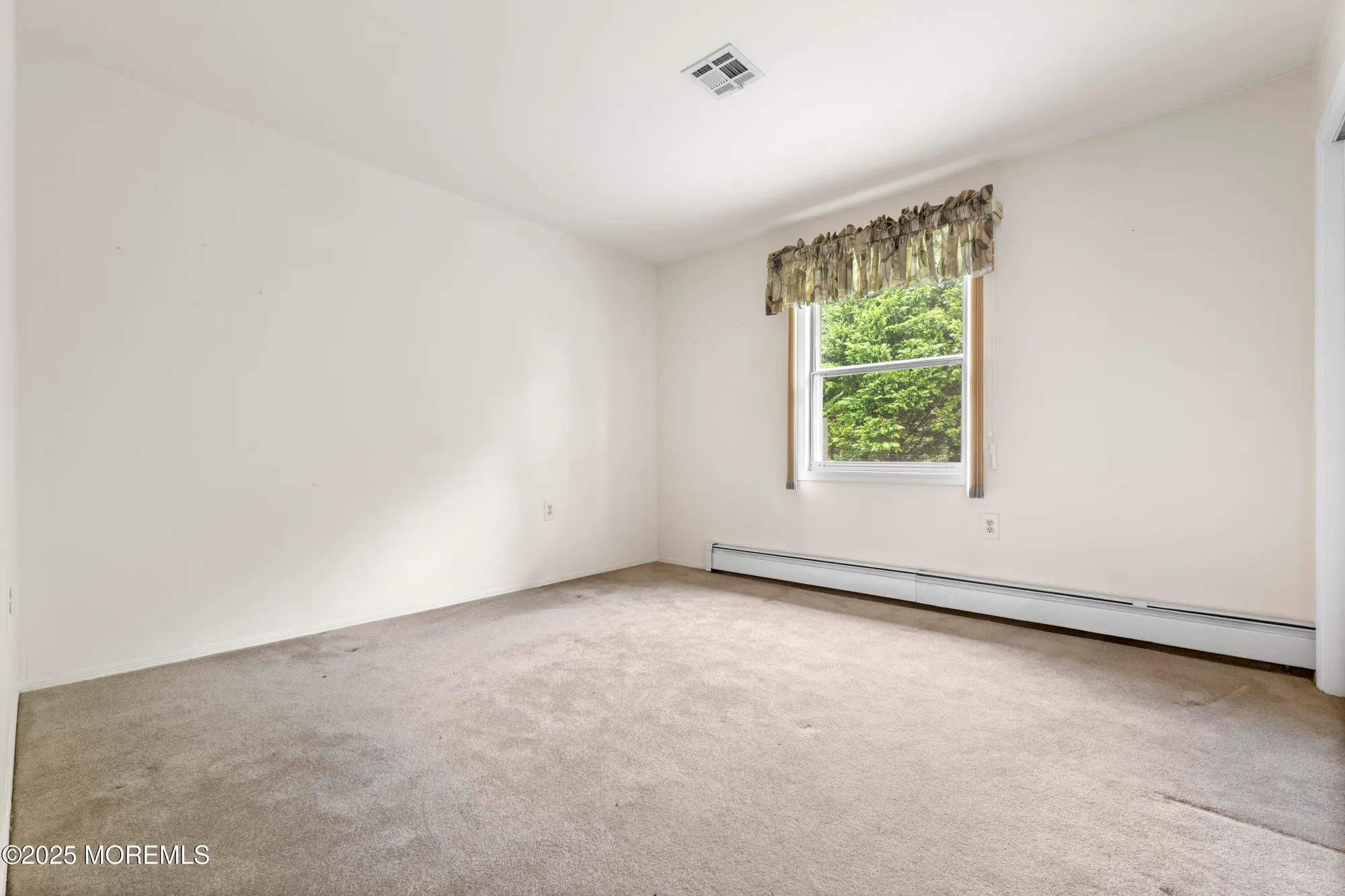 Property Slideshow image 13 of 23 | 51 trent dr, Toms River, NJ, 08757