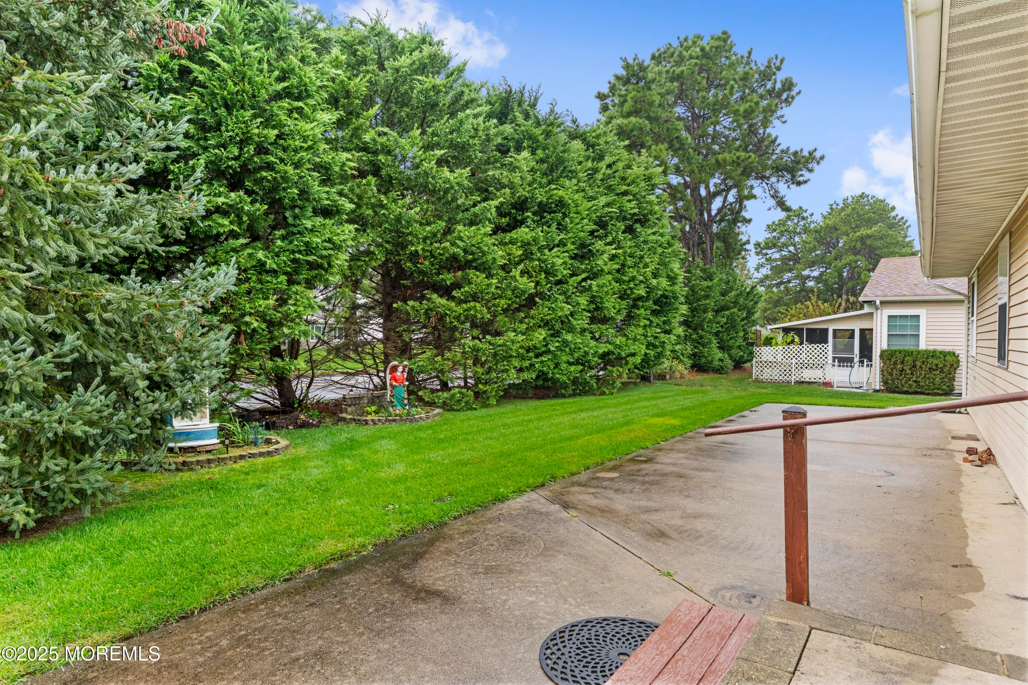 Property Slideshow image 21 of 23 | 51 trent dr, Toms River, NJ, 08757