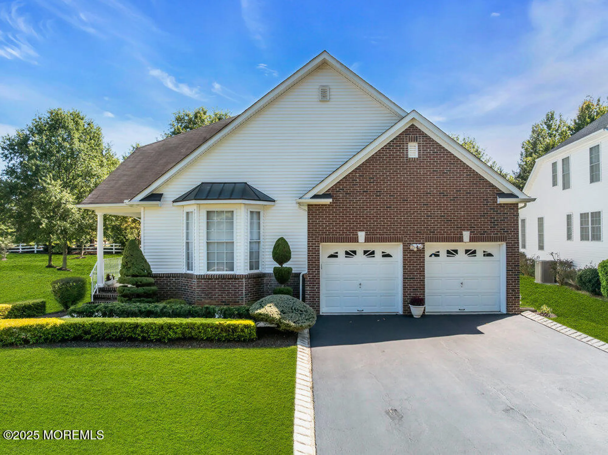 Property Slideshow image 1 of 49 | 142 scarborough way, Marlboro, NJ, 07746