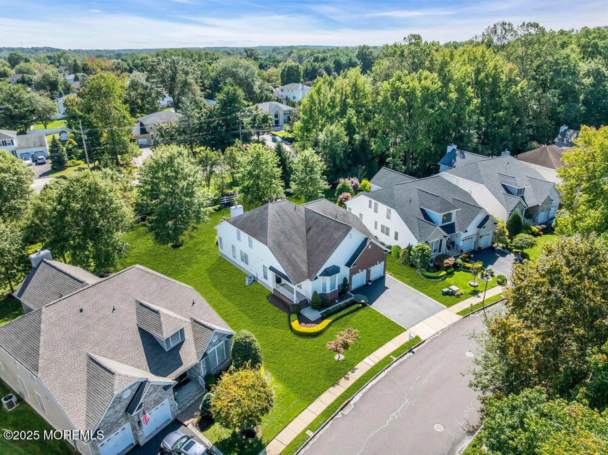 Property Slideshow image 4 of 49 | 142 scarborough way, Marlboro, NJ, 07746