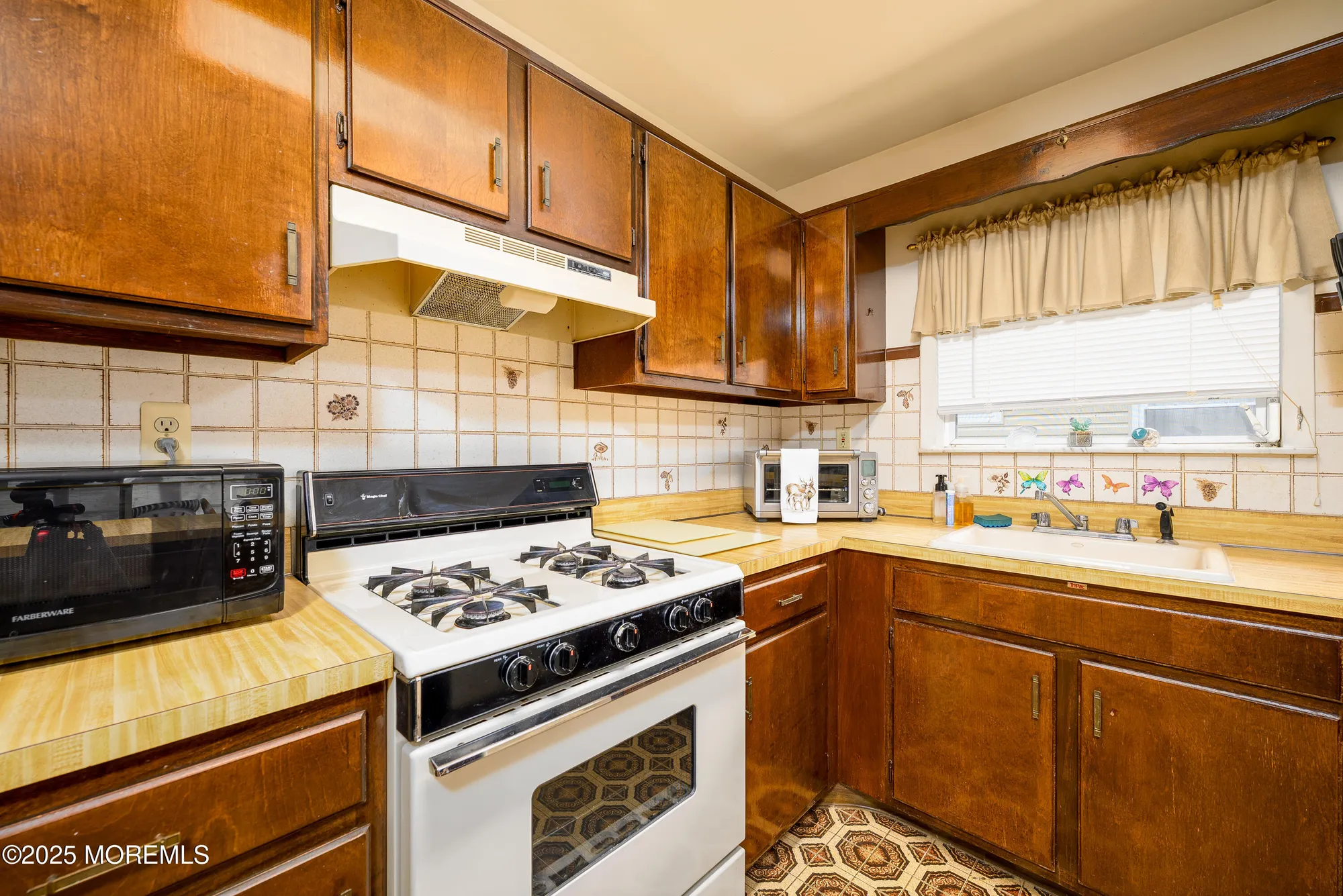 Property Slideshow image 12 of 30 | 4 puerto vallarta st, Toms River, NJ, 08757