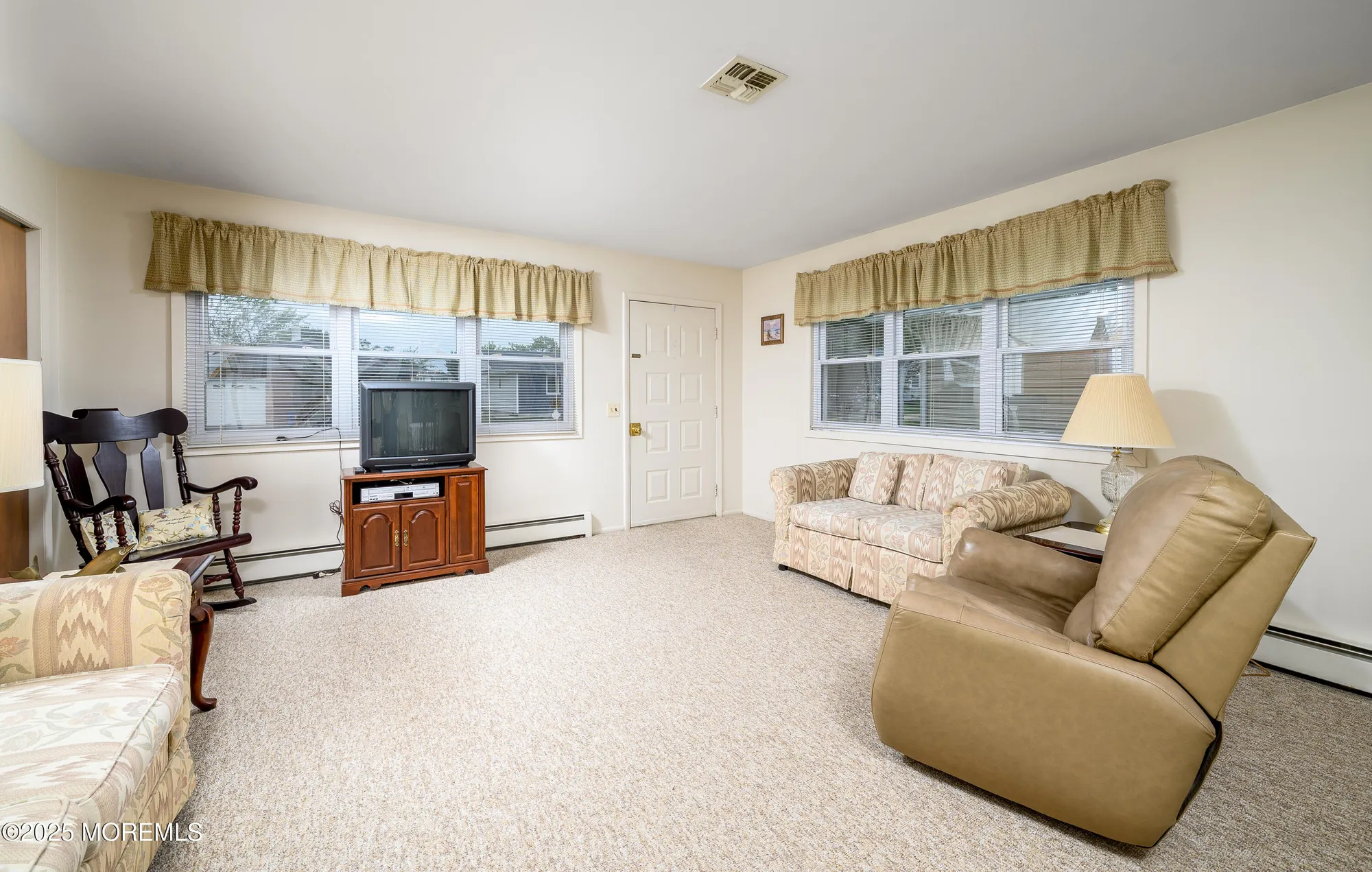 Property Slideshow image 5 of 30 | 4 puerto vallarta st, Toms River, NJ, 08757