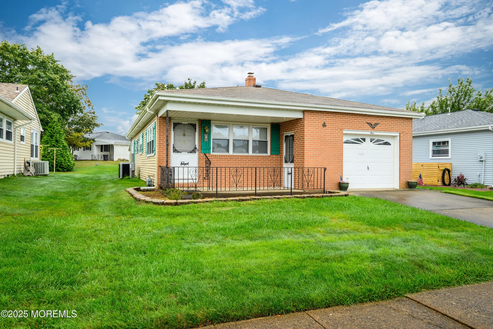 Property Slideshow image 1 of 30 | 4 puerto vallarta st, Toms River, NJ, 08757