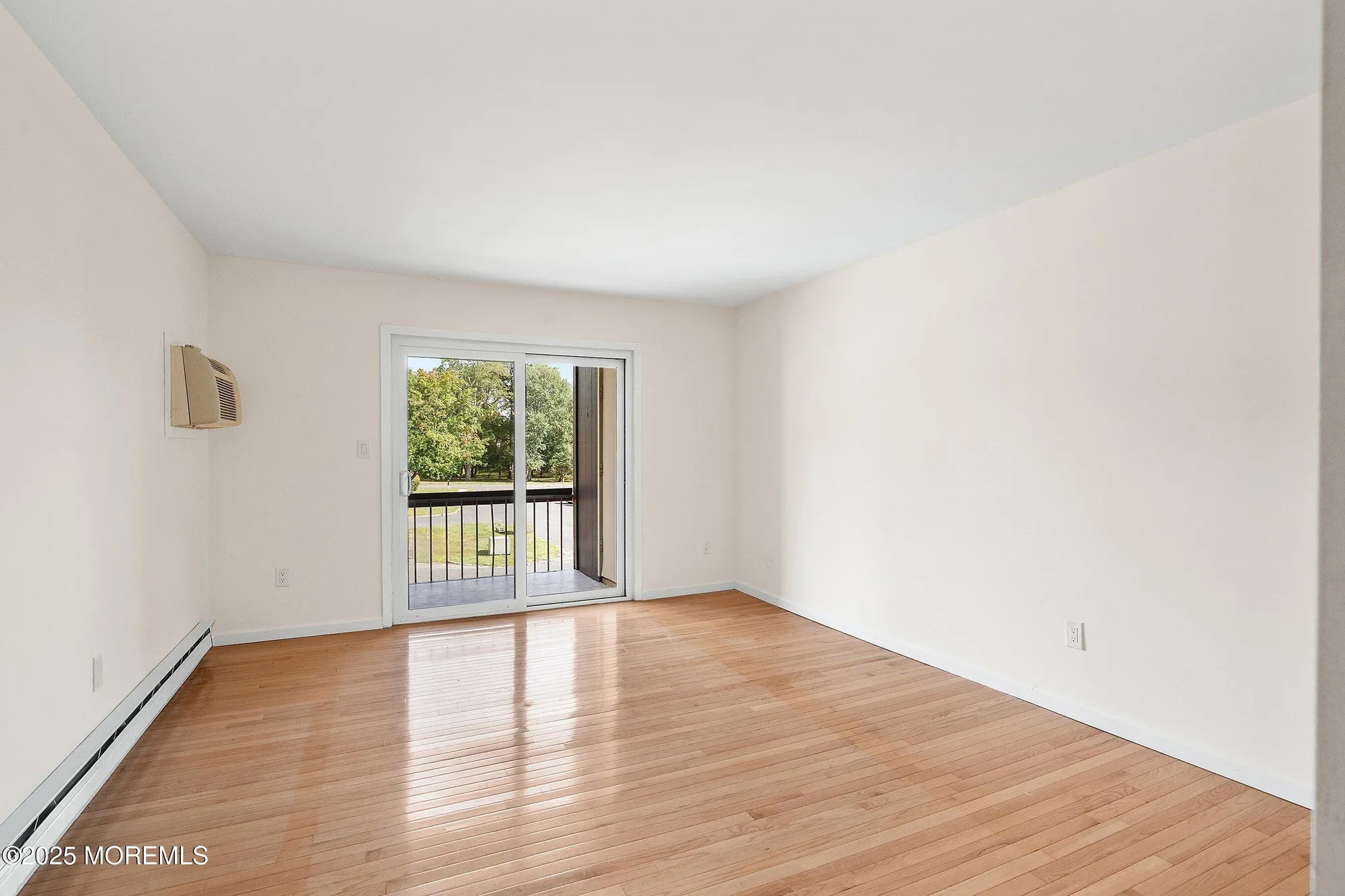 Property Slideshow image 14 of 48 | 154 cross slope ct g, Manalapan, NJ, 07726