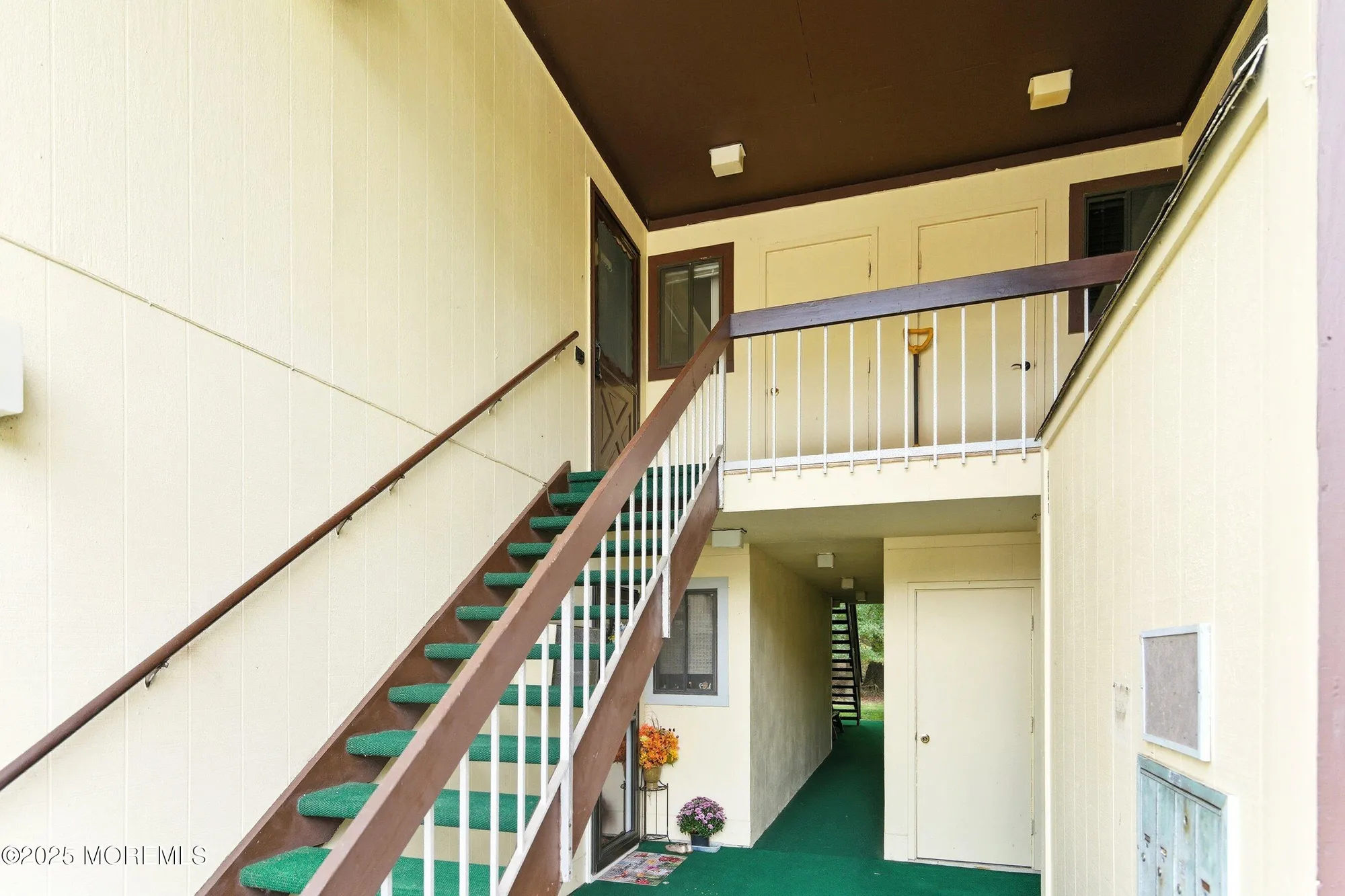 Property Slideshow image 6 of 48 | 154 cross slope ct g, Manalapan, NJ, 07726