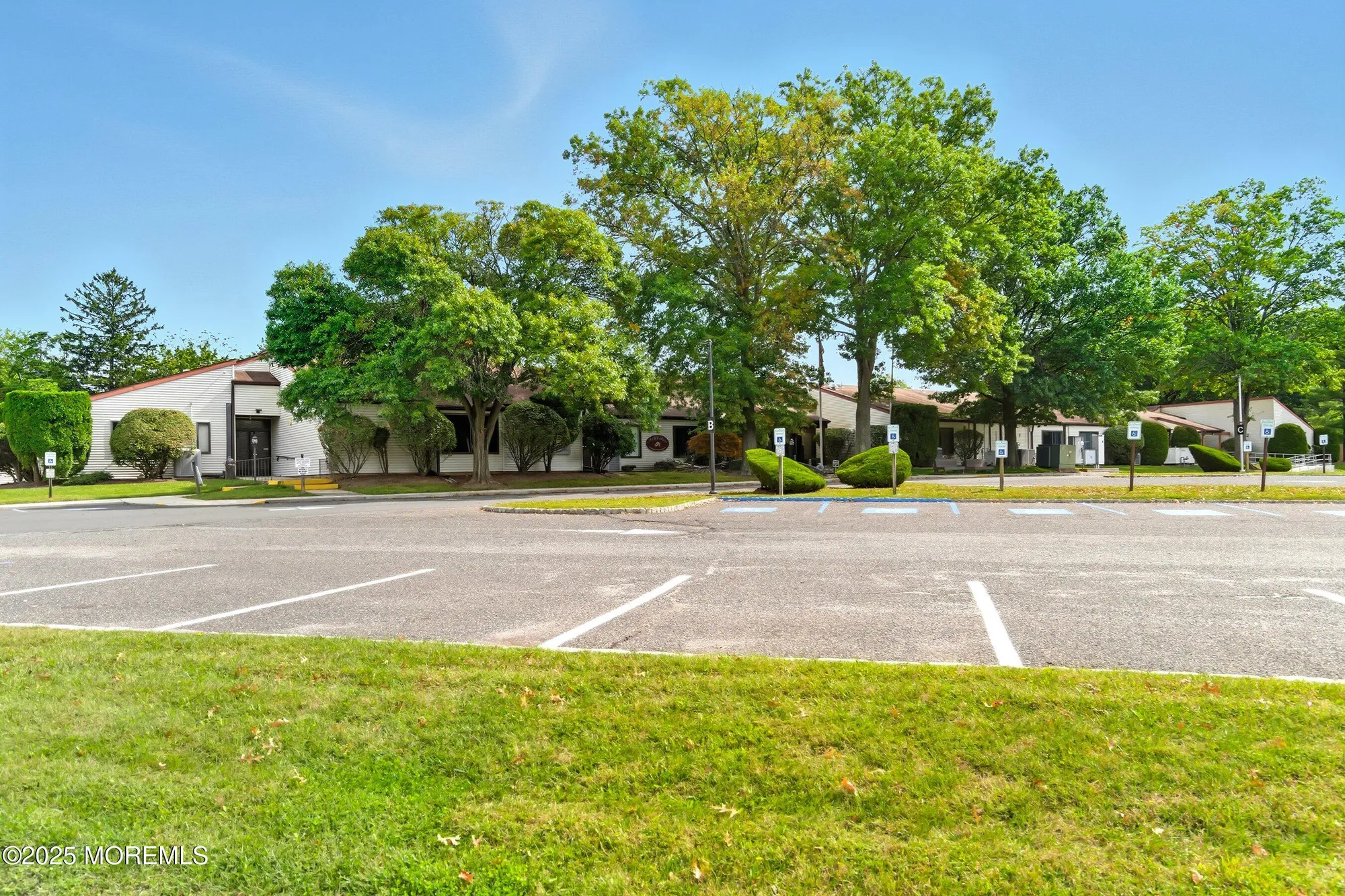 Property Slideshow image 44 of 48 | 154 cross slope ct g, Manalapan, NJ, 07726