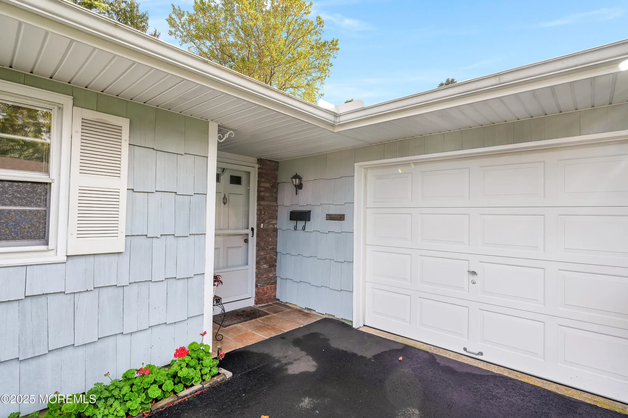 Property Slideshow image 6 of 27 | 5 gray ln, Brick, NJ, 08724