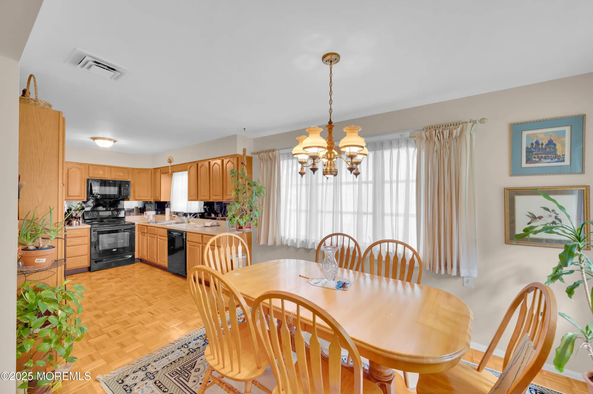 Property Slideshow image 13 of 27 | 5 gray ln, Brick, NJ, 08724