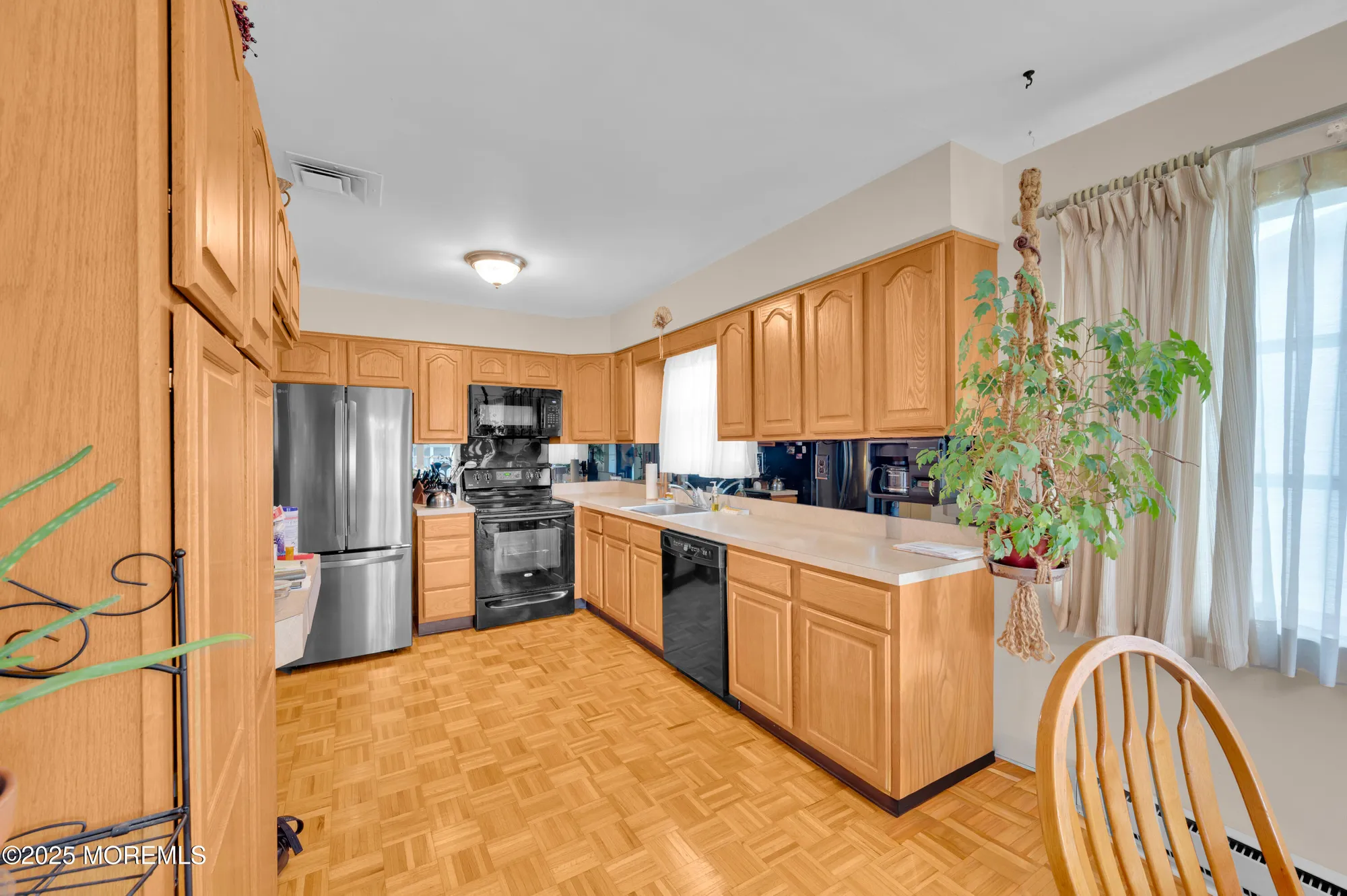 Property Slideshow image 14 of 27 | 5 gray ln, Brick, NJ, 08724