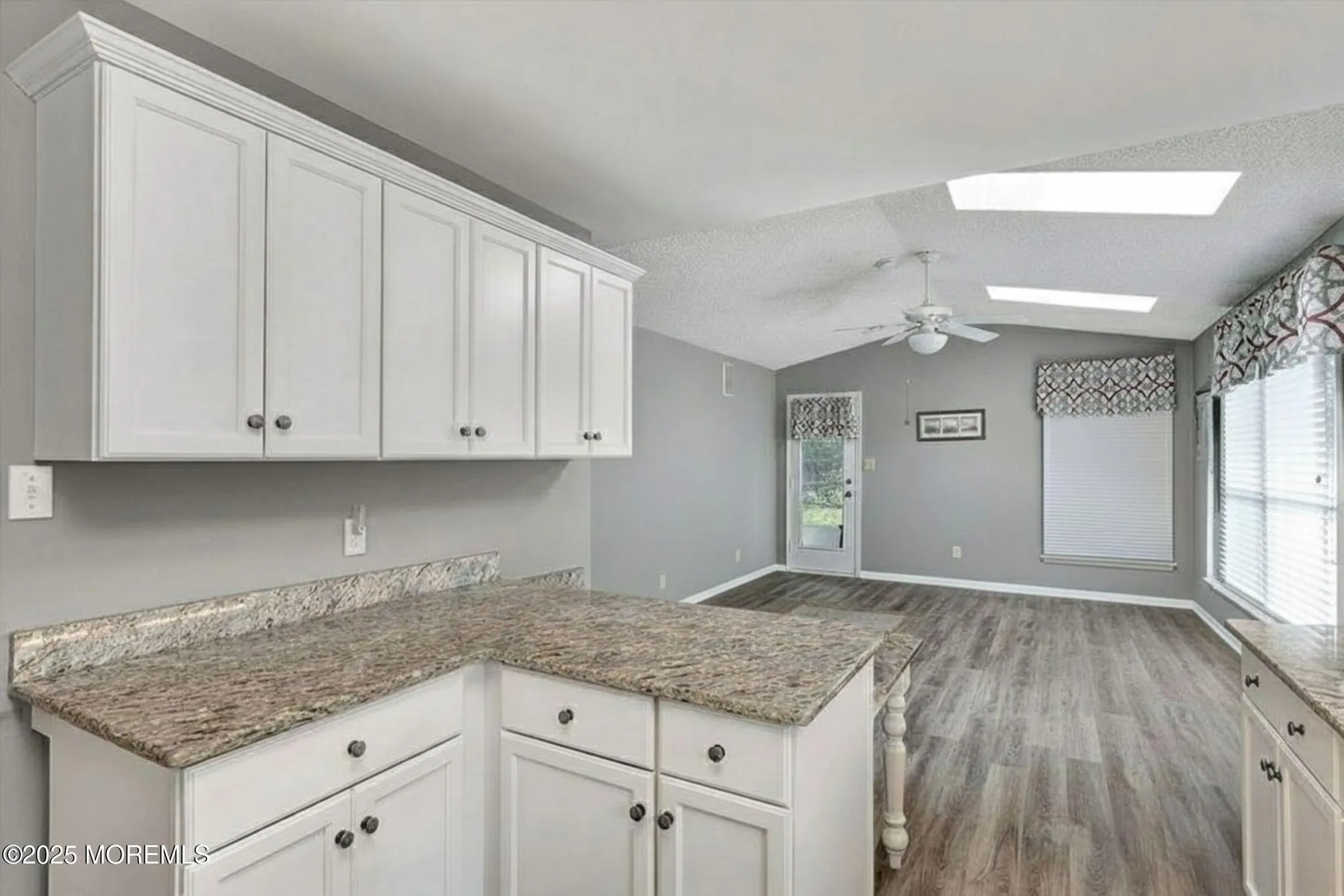 Property Slideshow image 4 of 42 | 1541 alpen ln, Toms River, NJ, 08755