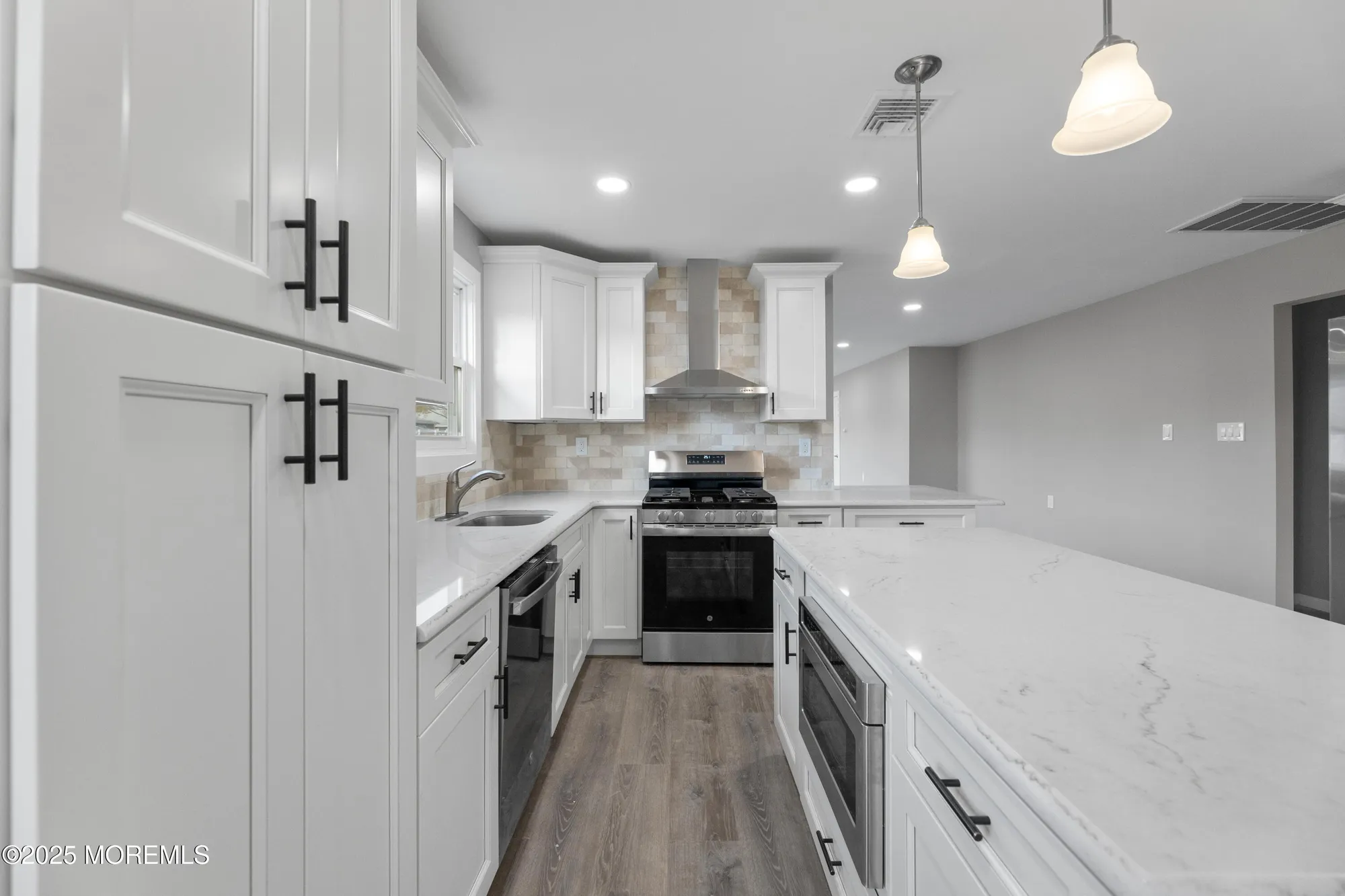 Property Slideshow image 18 of 30 | 927 jamaica blvd, Toms River, NJ, 08757