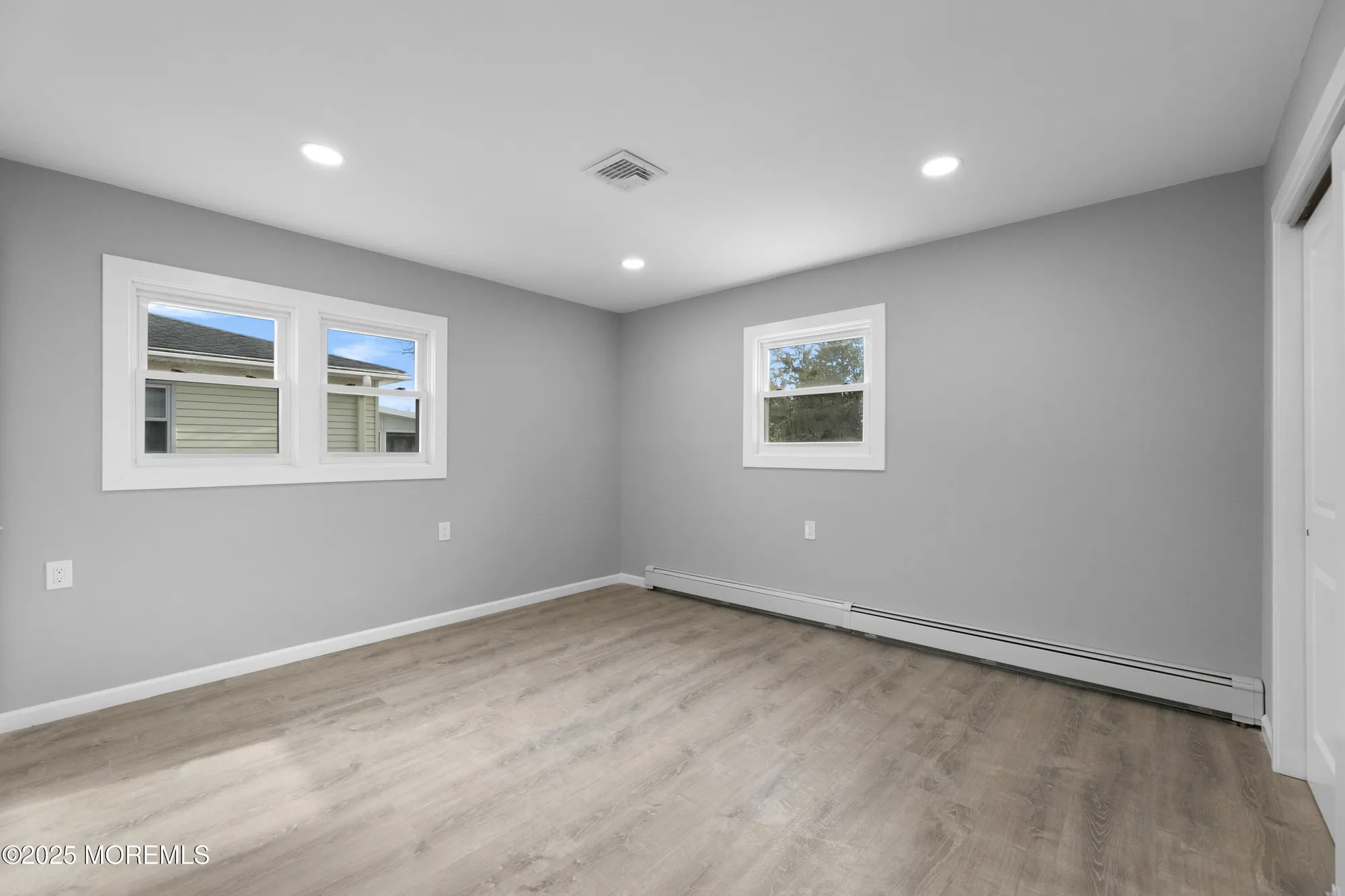Property Slideshow image 20 of 30 | 927 jamaica blvd, Toms River, NJ, 08757