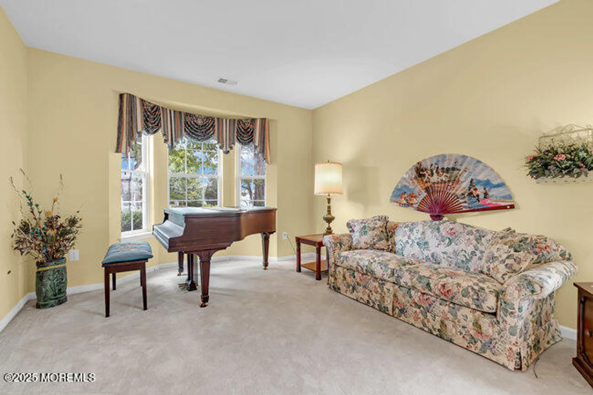 Property Slideshow image 12 of 59 | 5 banstead way, Jackson, NJ, 08527