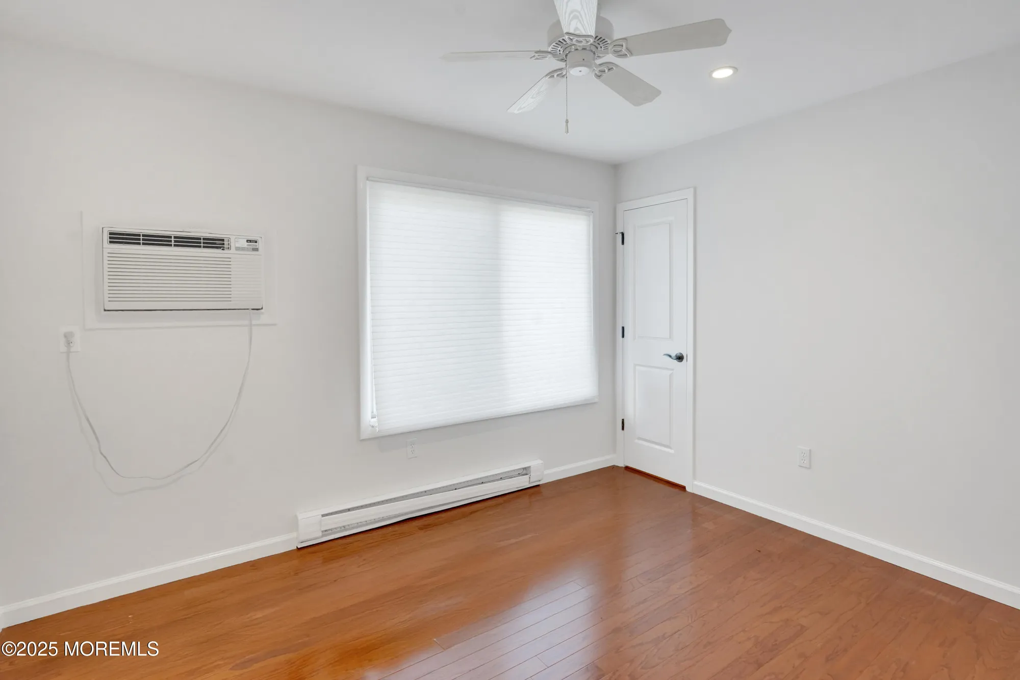 Property Slideshow image 12 of 21 | 11 manchester ct, Red Bank, NJ, 07701