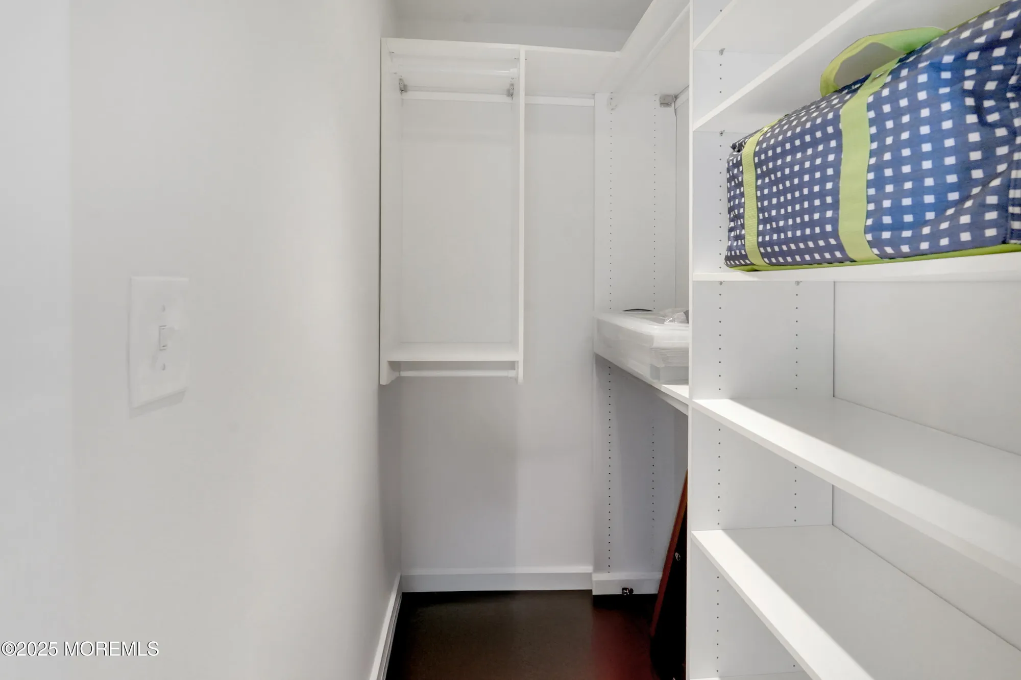 Property Slideshow image 13 of 21 | 11 manchester ct, Red Bank, NJ, 07701