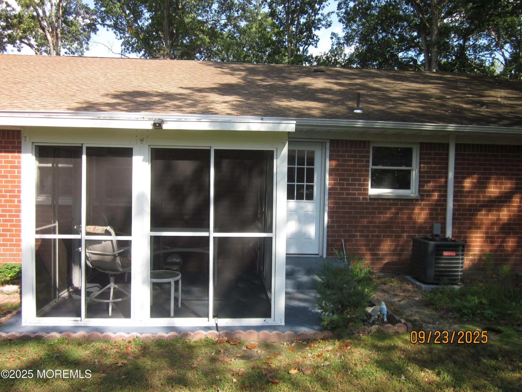 Property Slideshow image 4 of 25 | 1b myrtle pl, Whiting, NJ, 08759