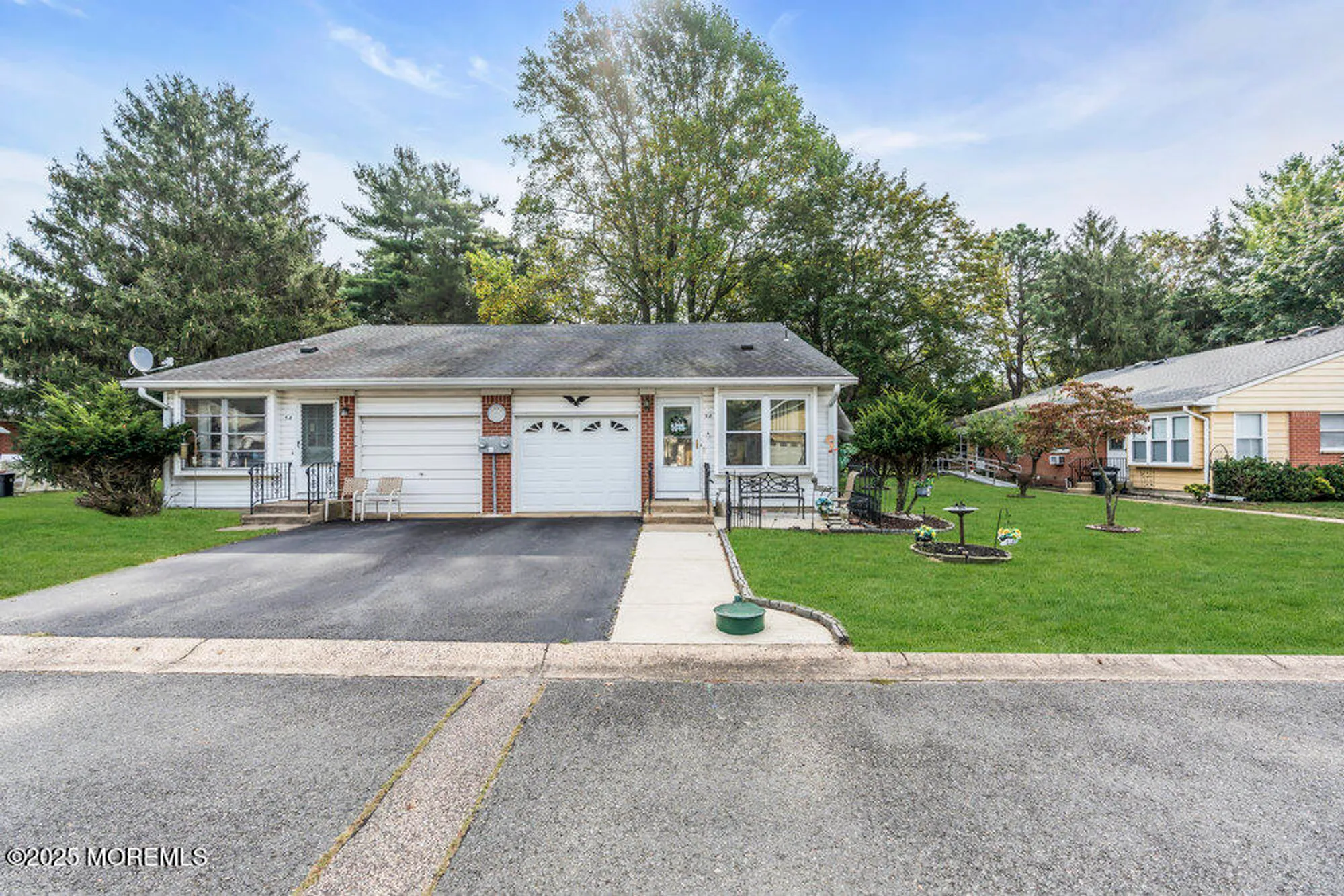 Property Slideshow image 2 of 25 | 5 quaker ln b, Whiting, NJ, 08759