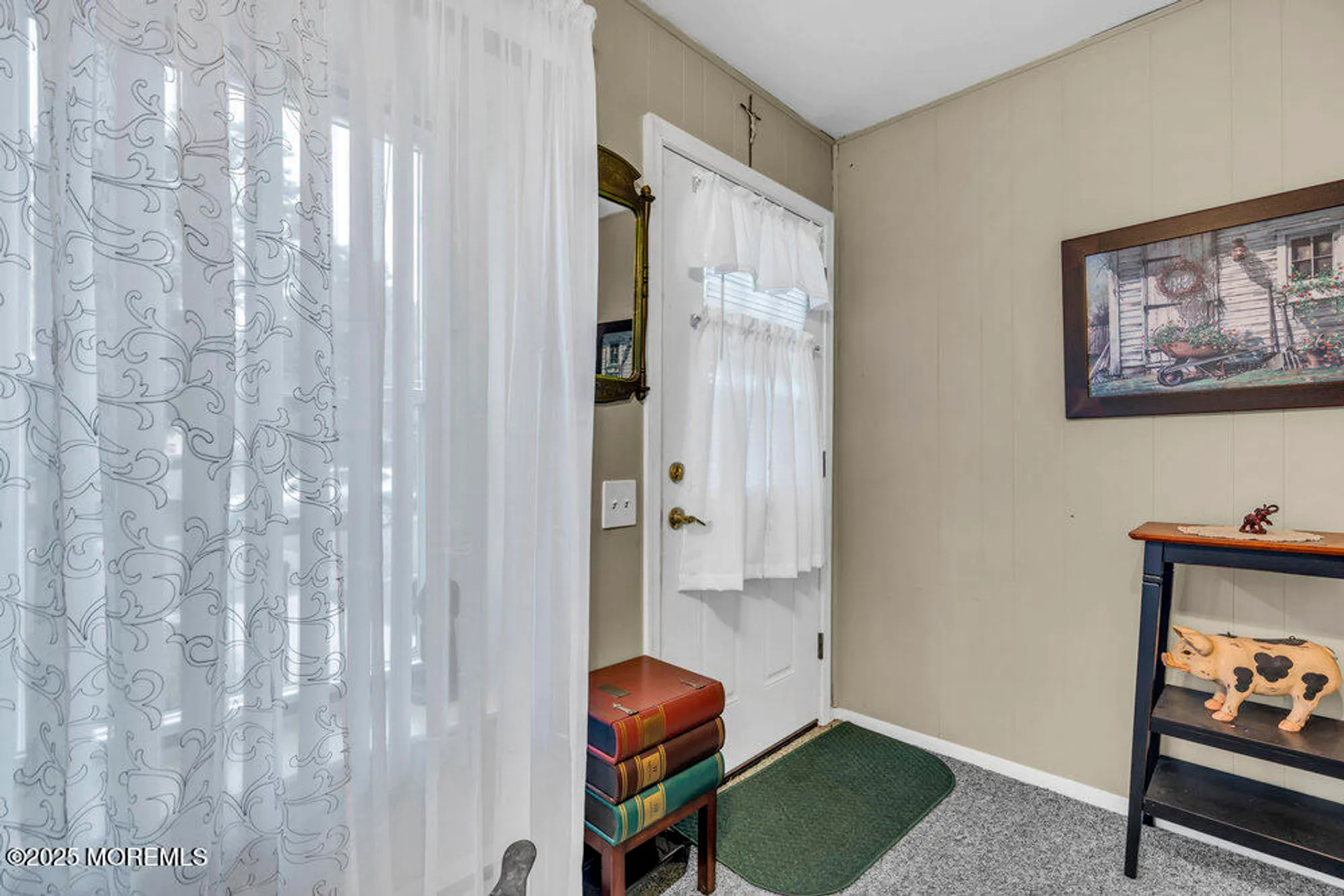 Property Slideshow image 4 of 25 | 5 quaker ln b, Whiting, NJ, 08759
