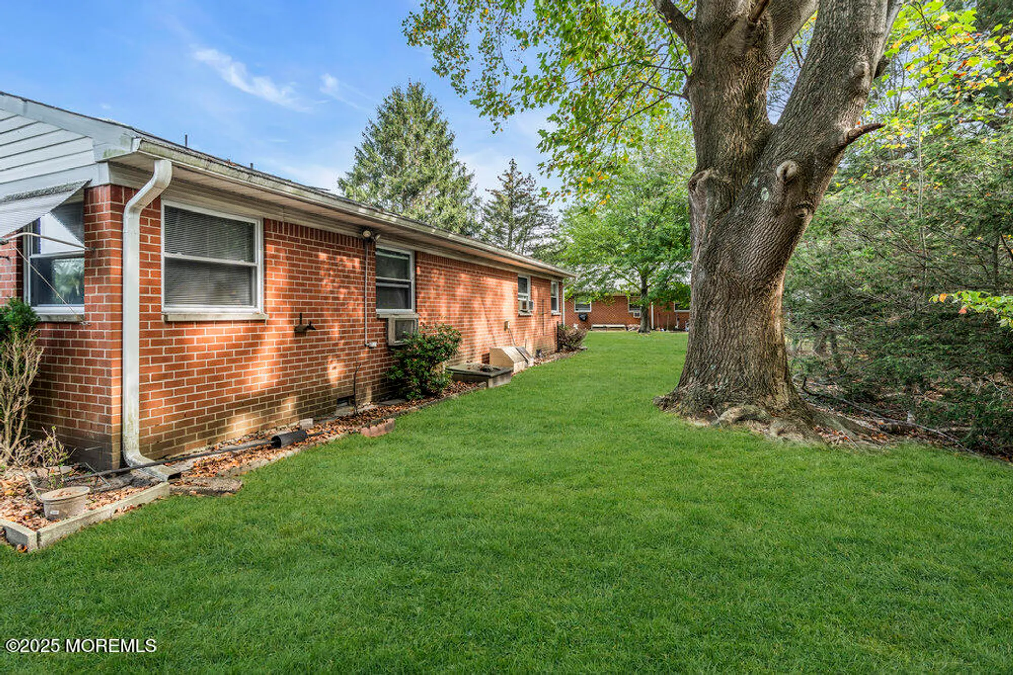 Property Slideshow image 24 of 25 | 5 quaker ln b, Whiting, NJ, 08759