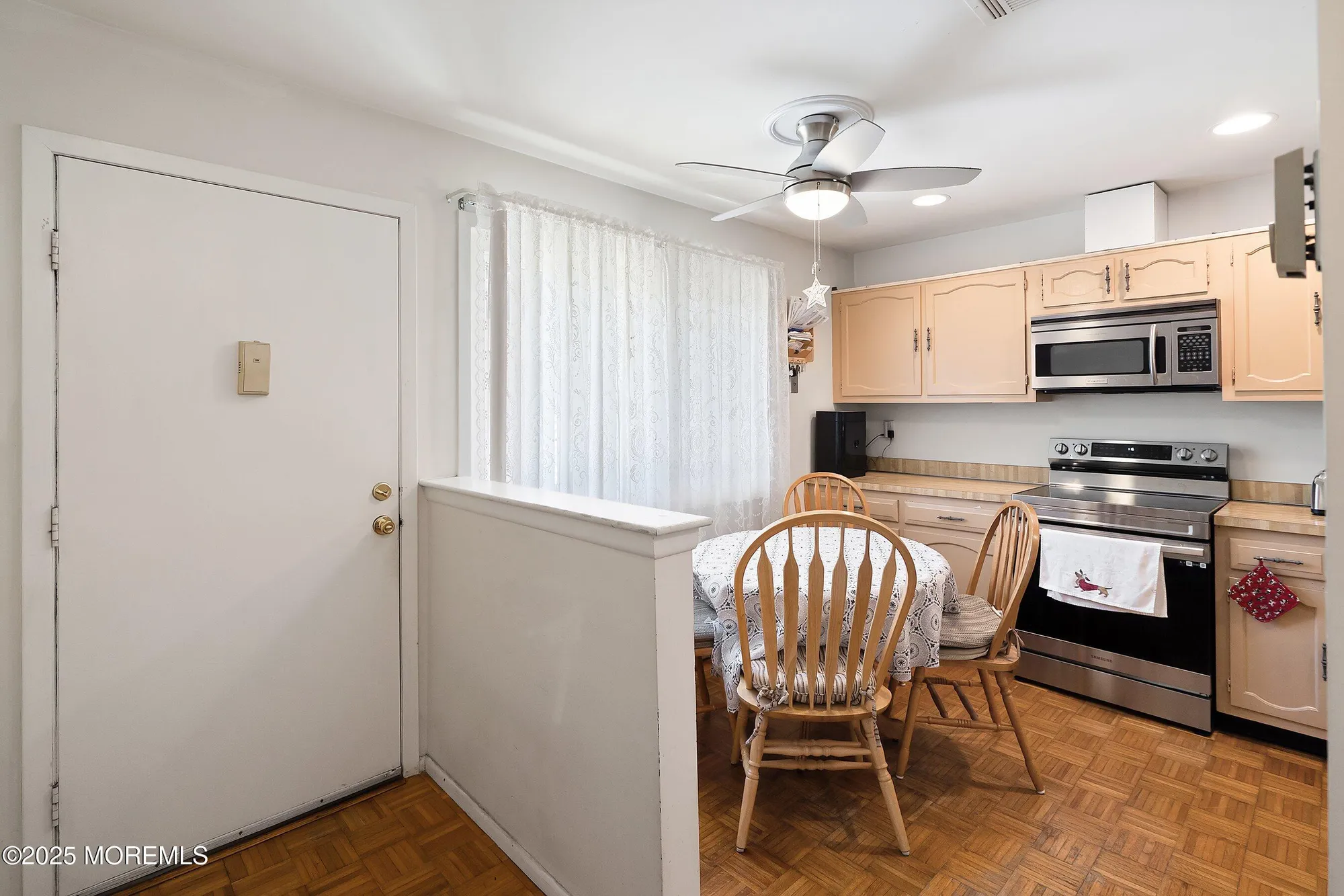 Property Slideshow image 5 of 23 | 230 medford ct c, Manalapan, NJ, 07726