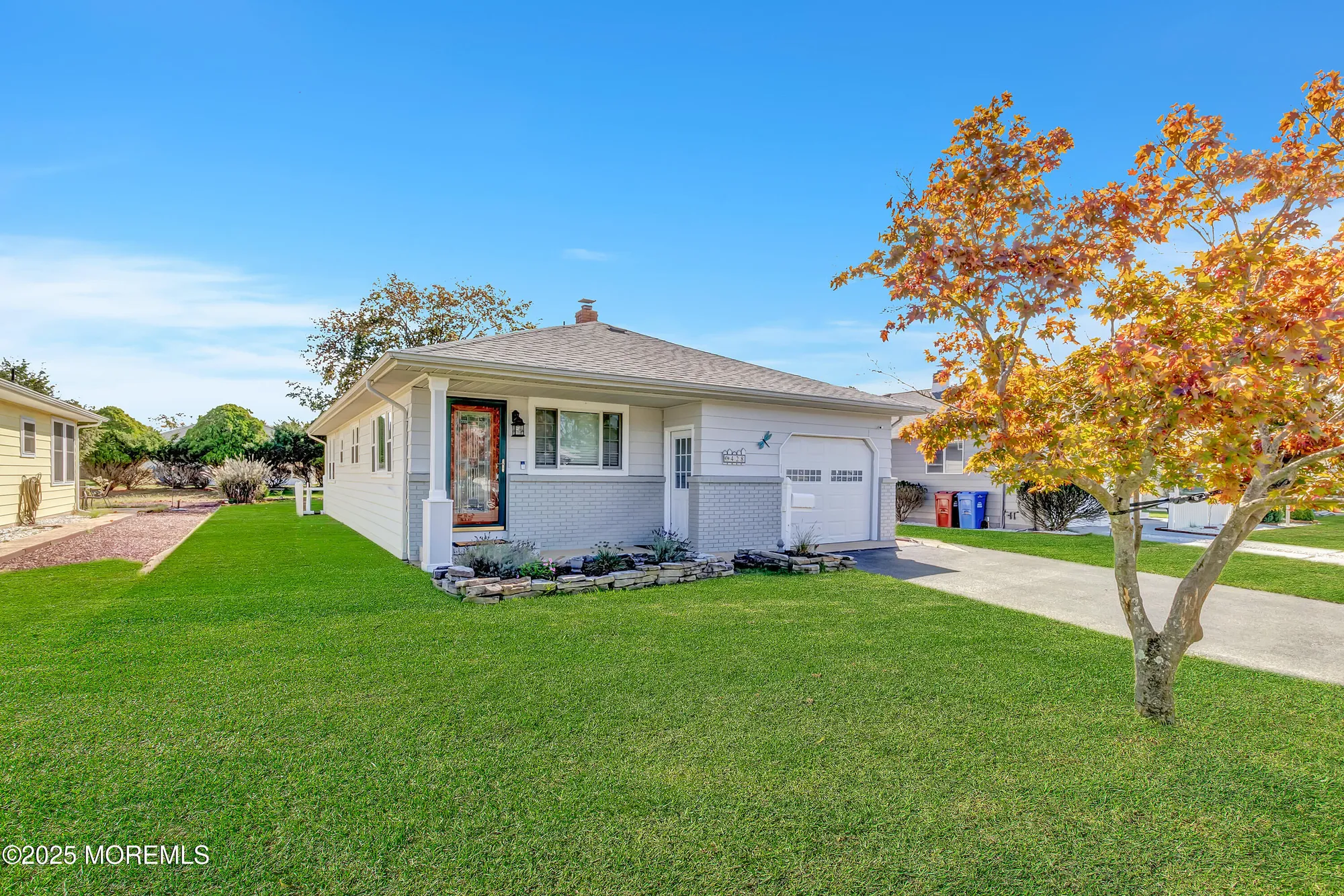 Property Slideshow image 2 of 30 | 428 saint thomas dr, Toms River, NJ, 08757