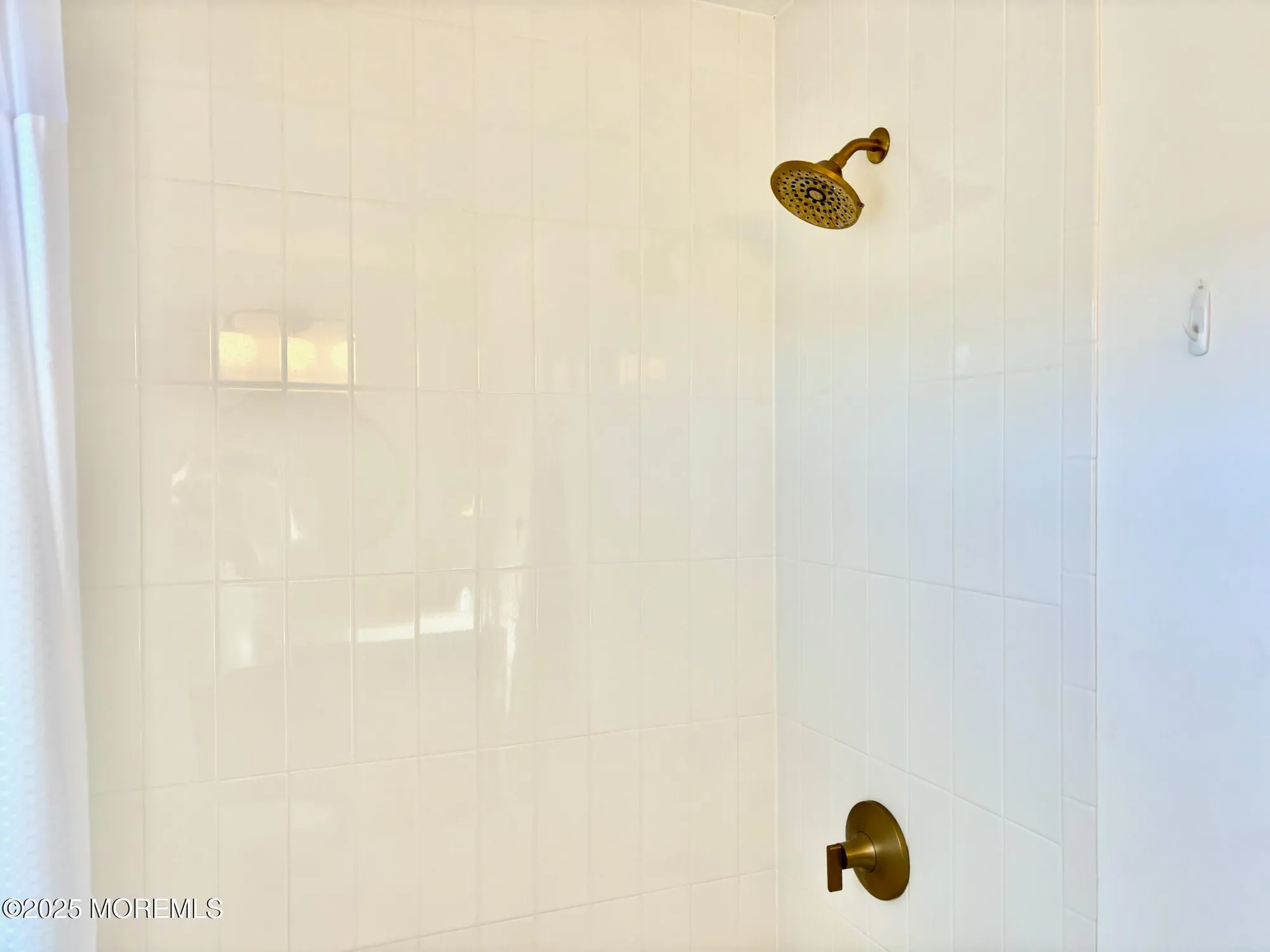 Property Slideshow image 12 of 20 | 10 whitman st, Brick, NJ, 08724