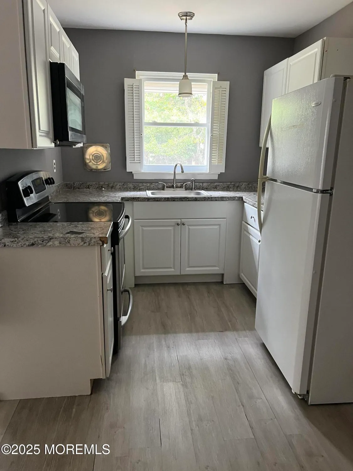 Property Slideshow image 9 of 9 | 6d potomac ln, Whiting, NJ, 08759