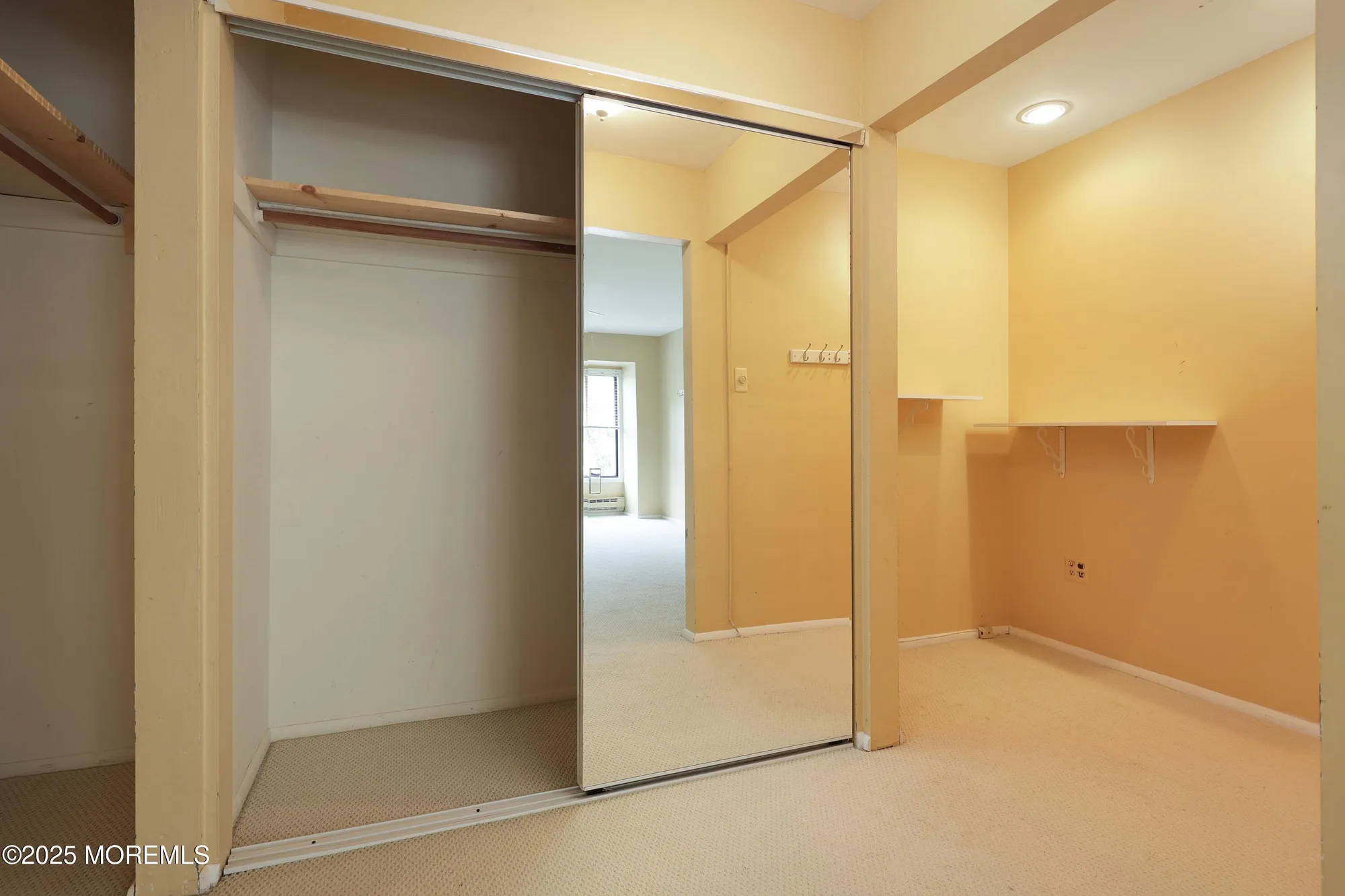 Property Slideshow image 16 of 49 | 7 lexington ct, Red Bank, NJ, 07701