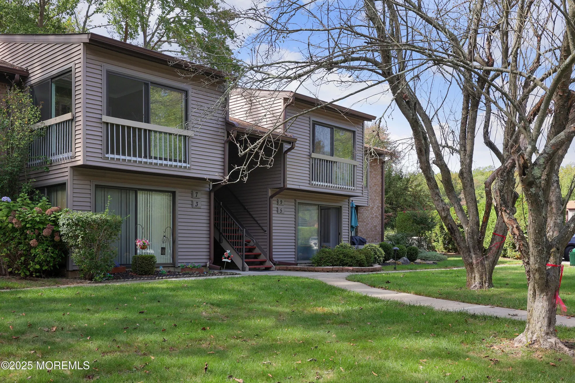 Property Slideshow image 21 of 49 | 7 lexington ct, Red Bank, NJ, 07701