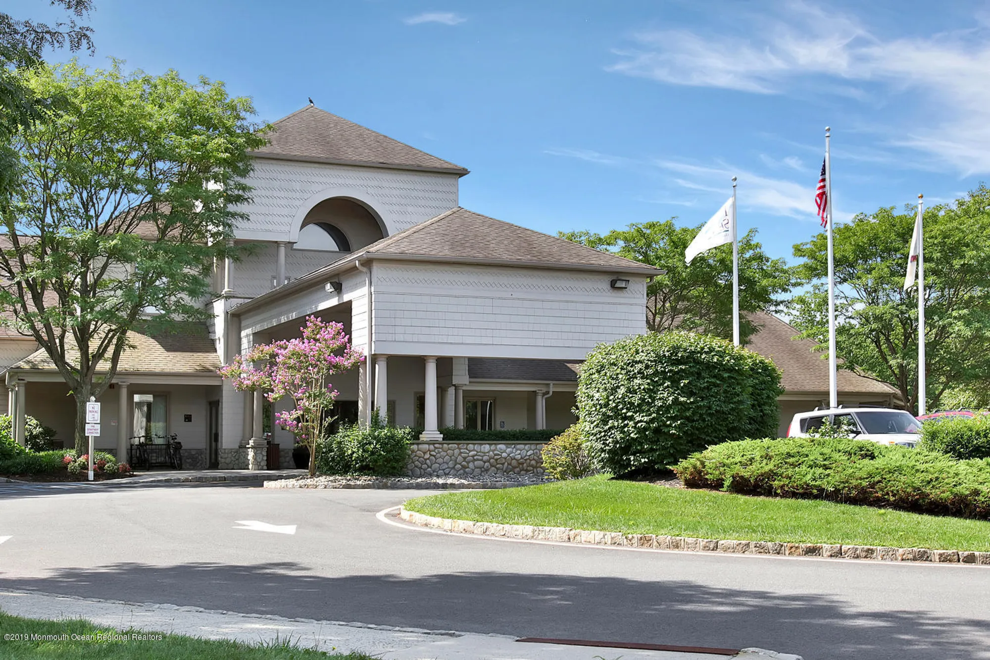 Property Slideshow image 14 of 21 | 41 greylawn dr, Lakewood, NJ, 08701