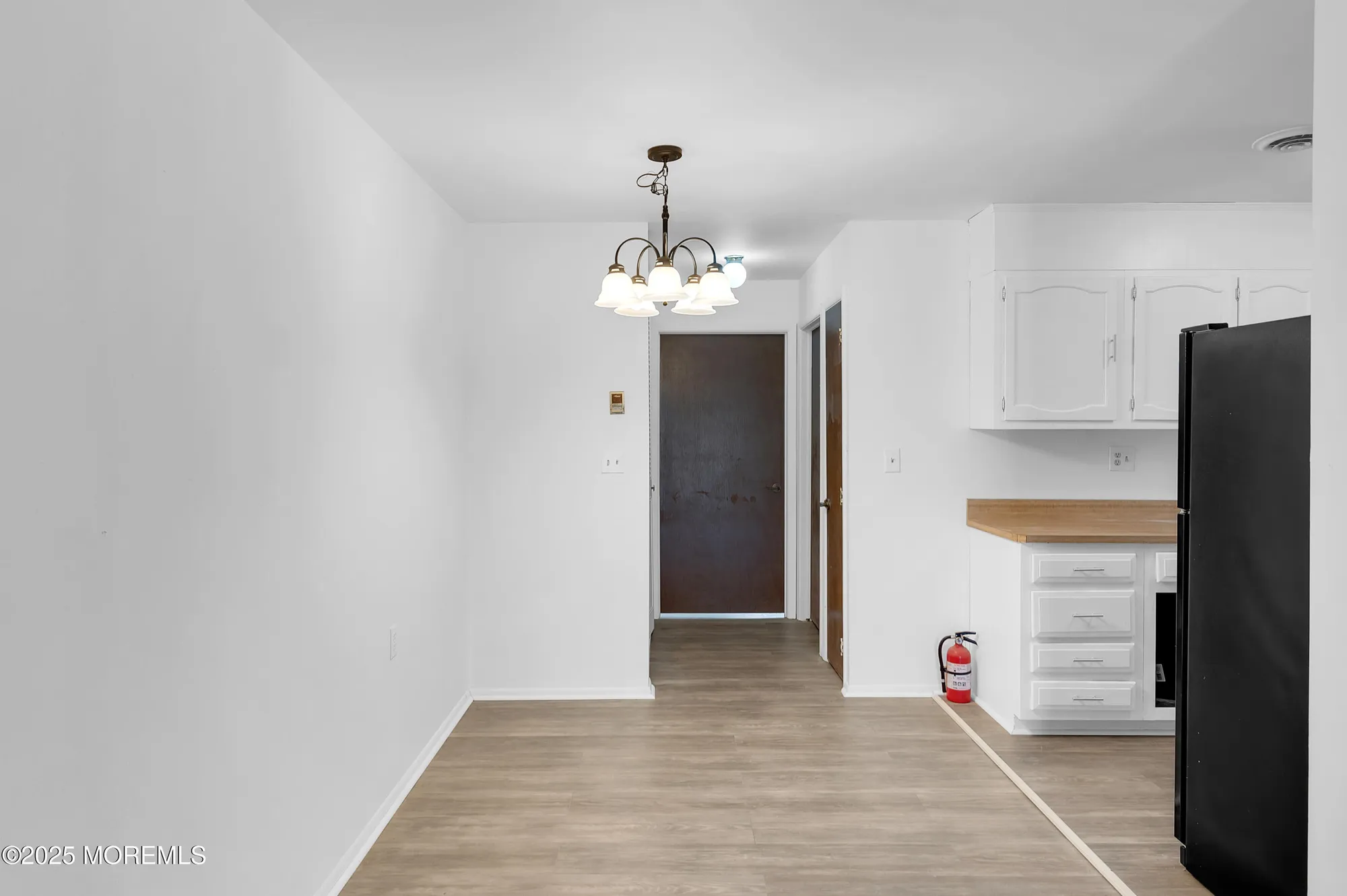 Property Slideshow image 10 of 21 | 20 yorkshire ct e, Manchester, NJ, 08759