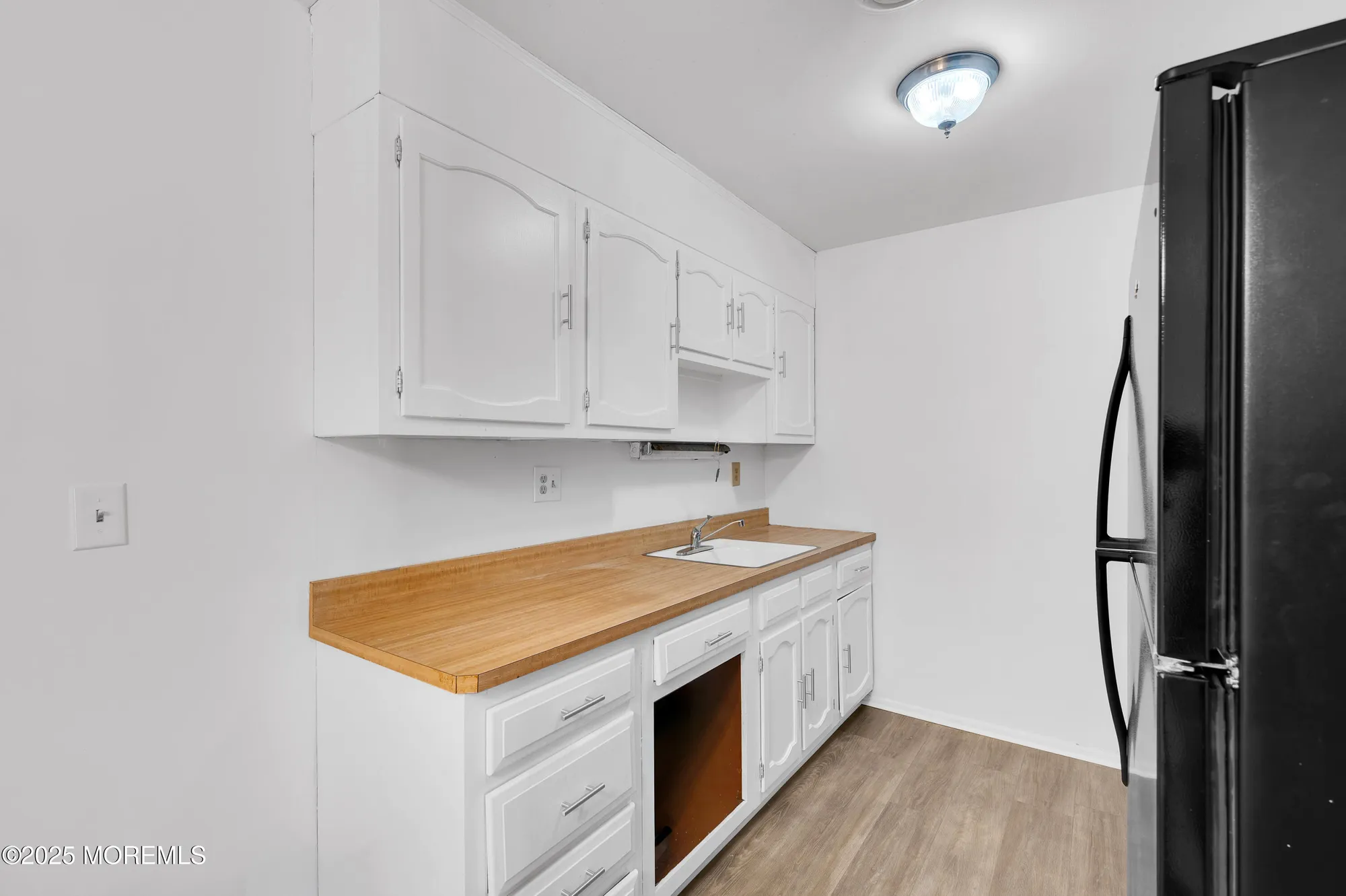 Property Slideshow image 9 of 21 | 20 yorkshire ct e, Manchester, NJ, 08759