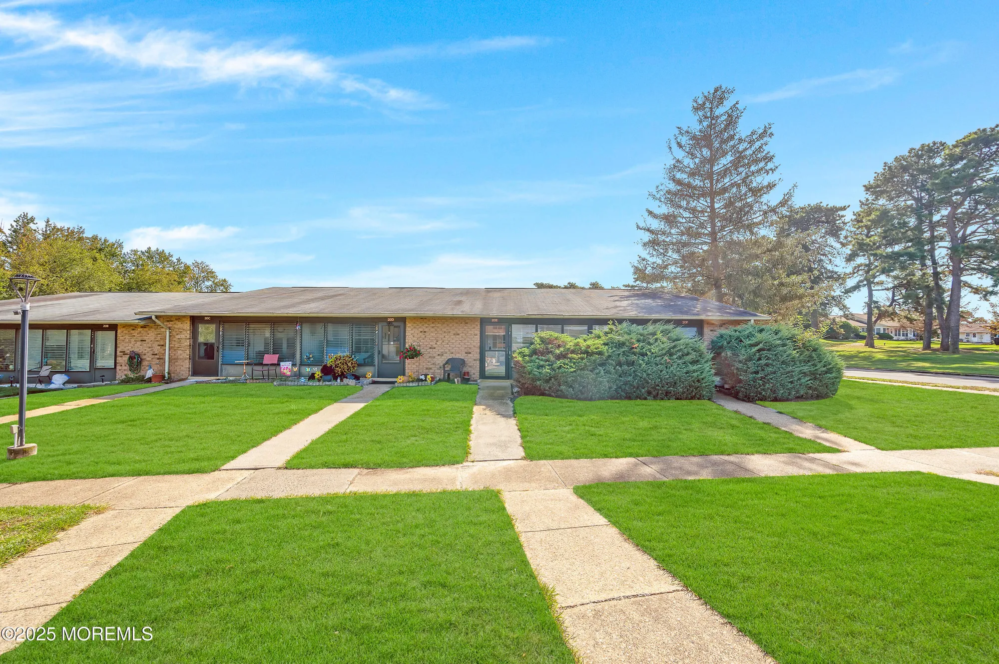 Property Slideshow image 19 of 21 | 20 yorkshire ct e, Manchester, NJ, 08759