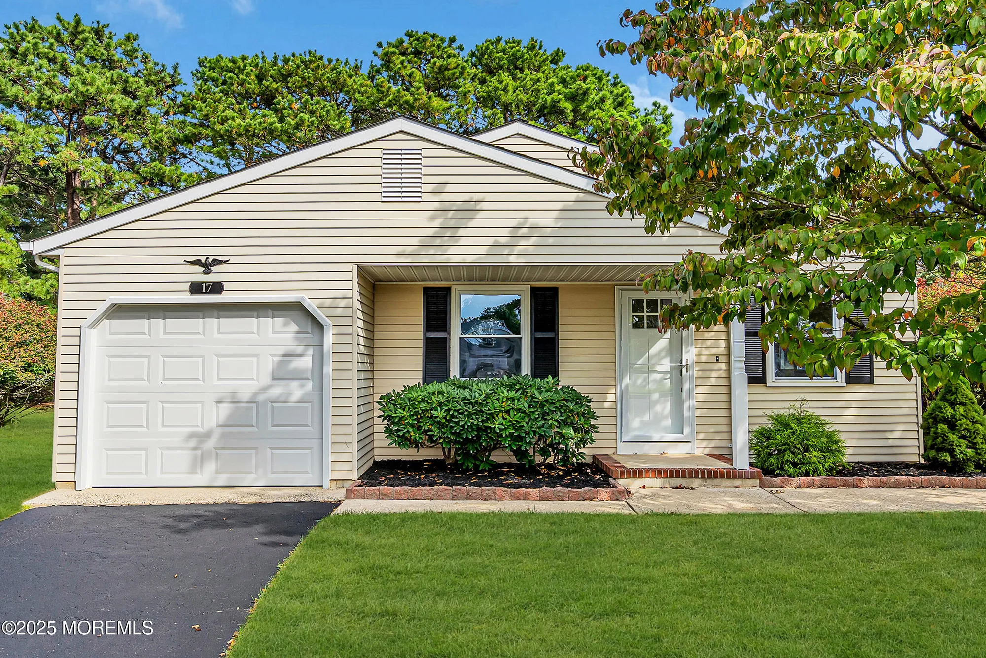 Property Slideshow image 1 of 29 | 17 leighton ct, Berkeley, NJ, 08757