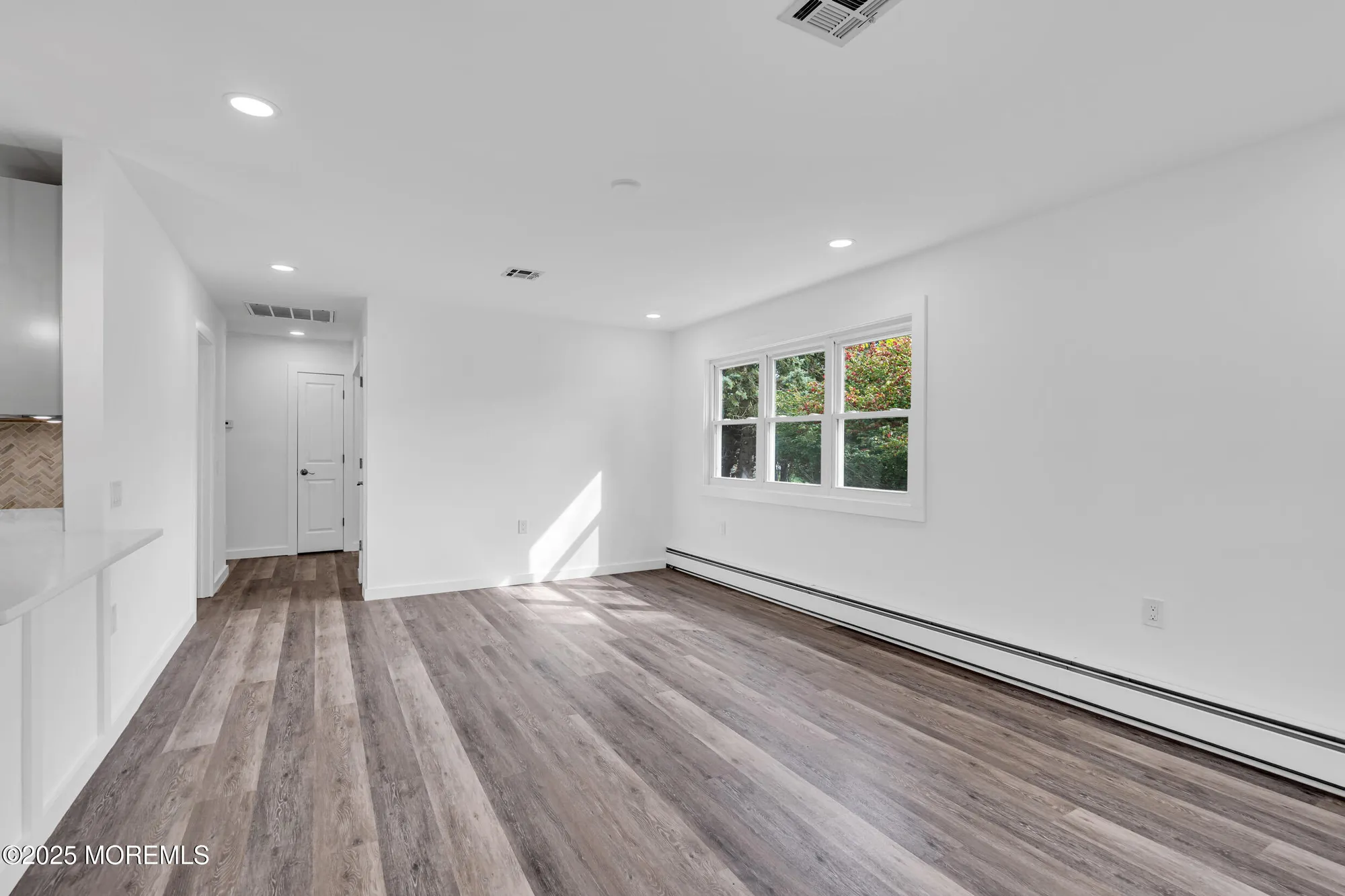 Property Slideshow image 10 of 29 | 17 leighton ct, Berkeley, NJ, 08757