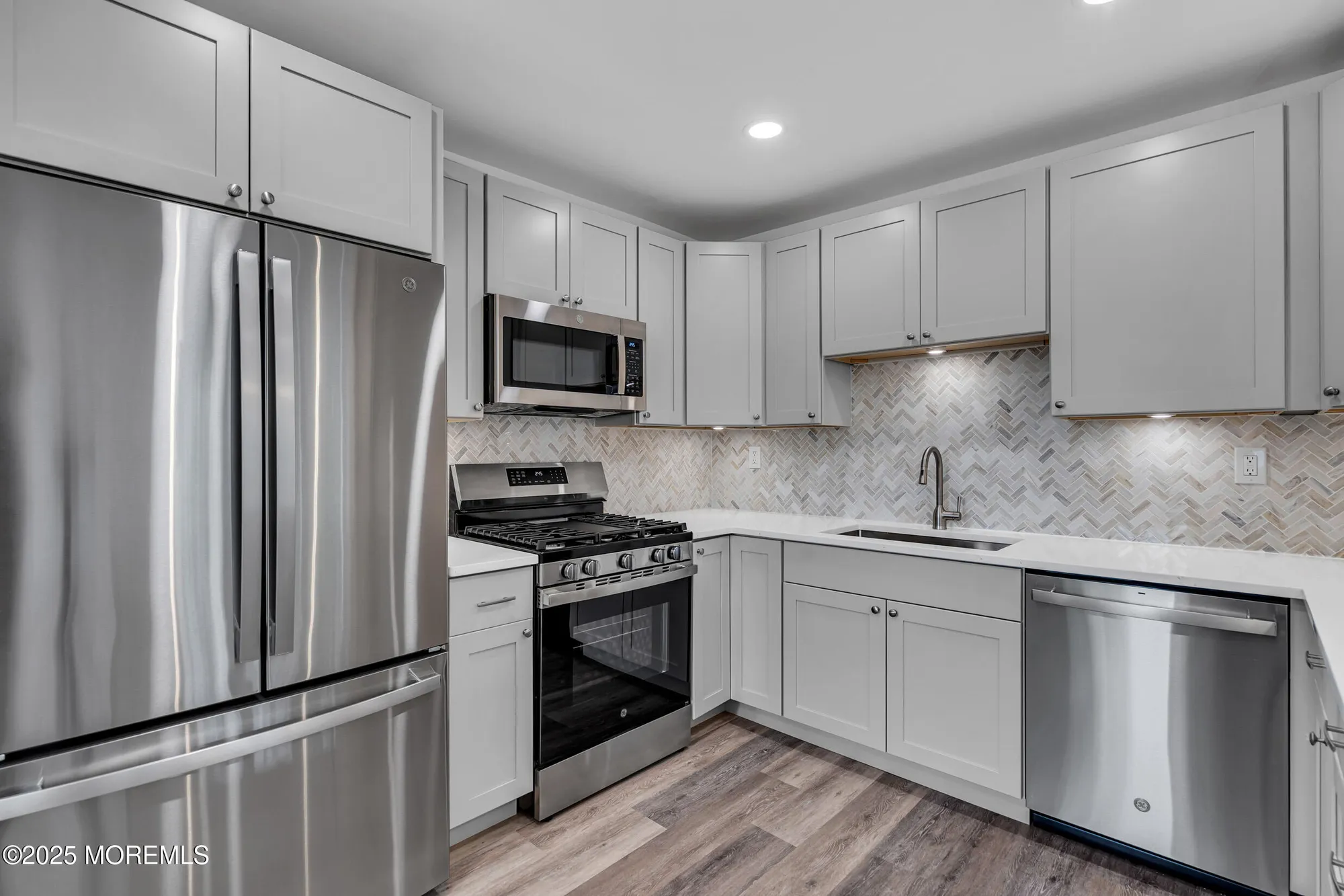 Property Slideshow image 13 of 29 | 17 leighton ct, Berkeley, NJ, 08757