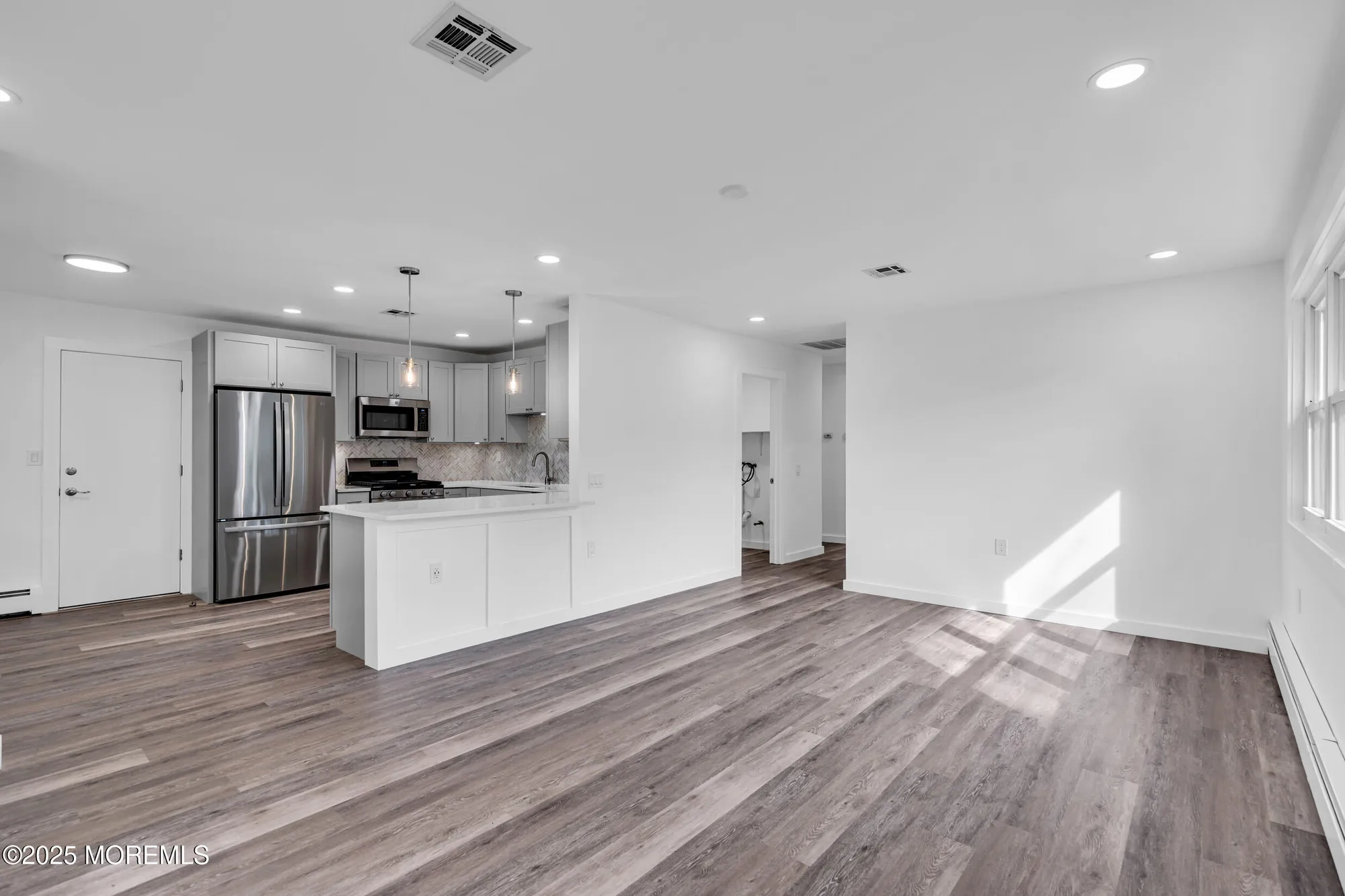 Property Slideshow image 14 of 29 | 17 leighton ct, Berkeley, NJ, 08757