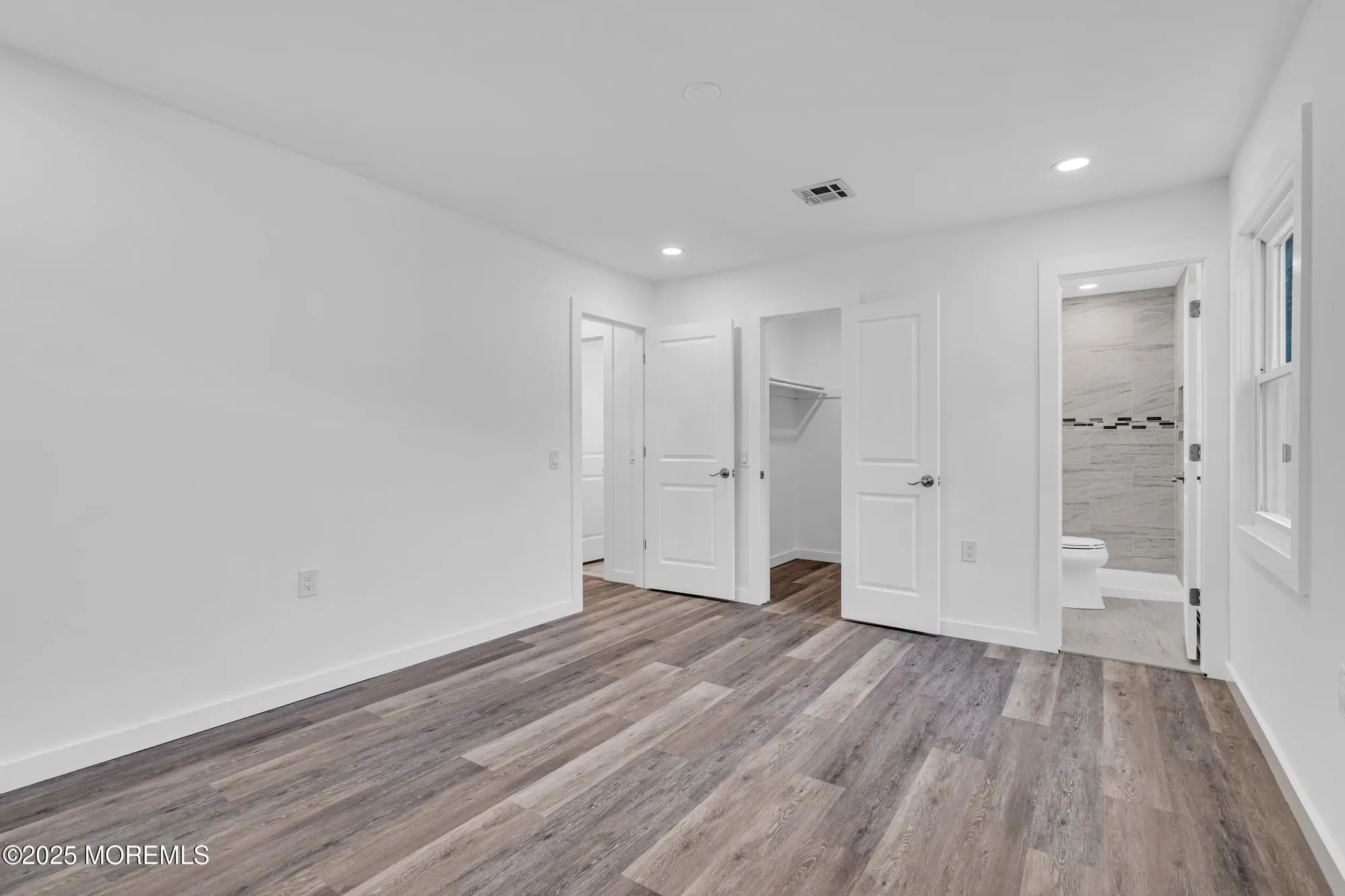 Property Slideshow image 20 of 29 | 17 leighton ct, Berkeley, NJ, 08757