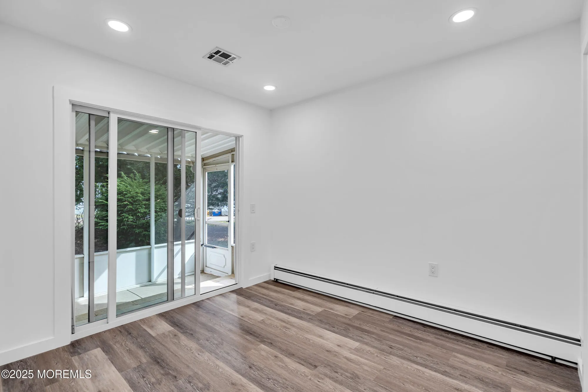 Property Slideshow image 15 of 29 | 17 leighton ct, Berkeley, NJ, 08757