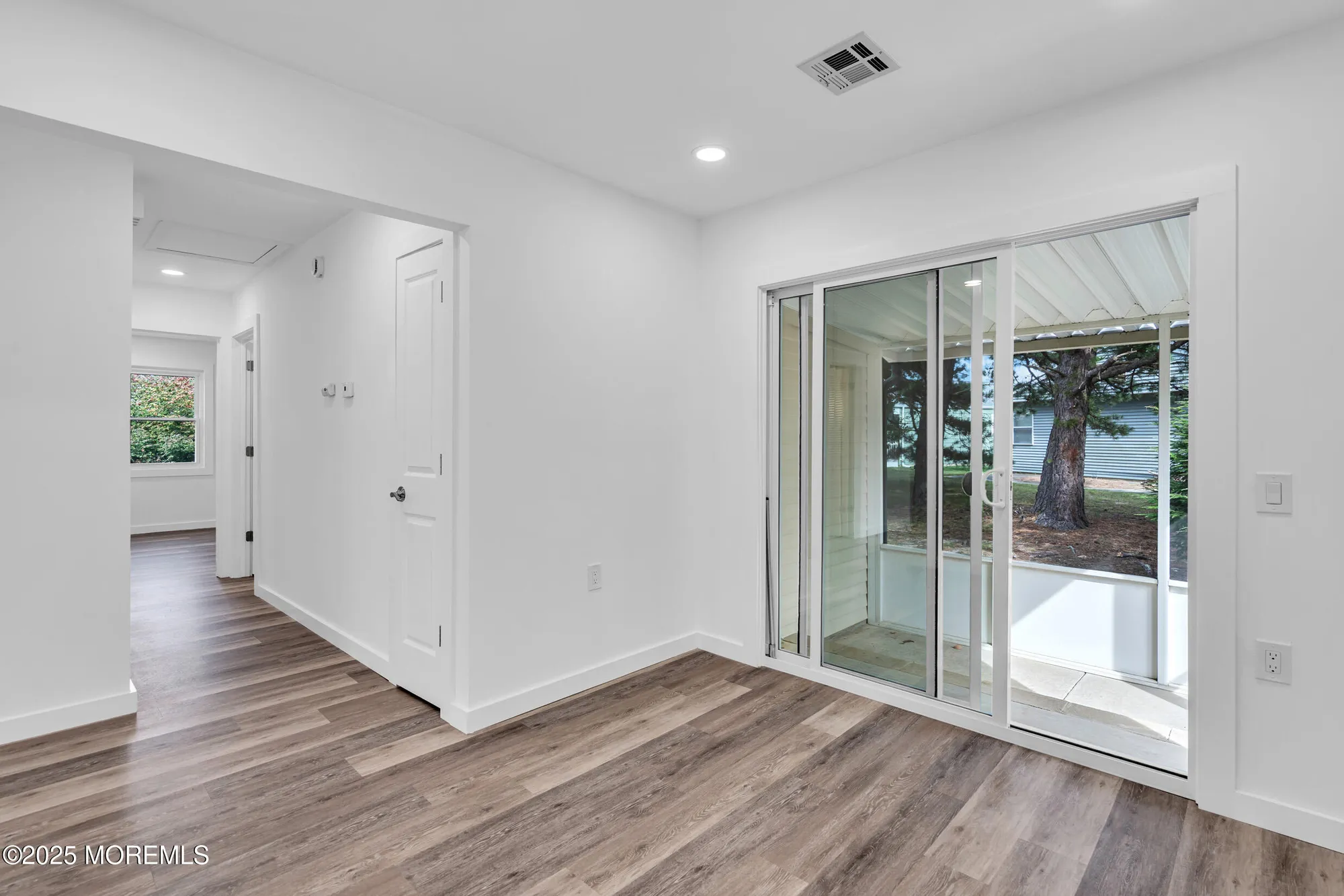 Property Slideshow image 16 of 29 | 17 leighton ct, Berkeley, NJ, 08757