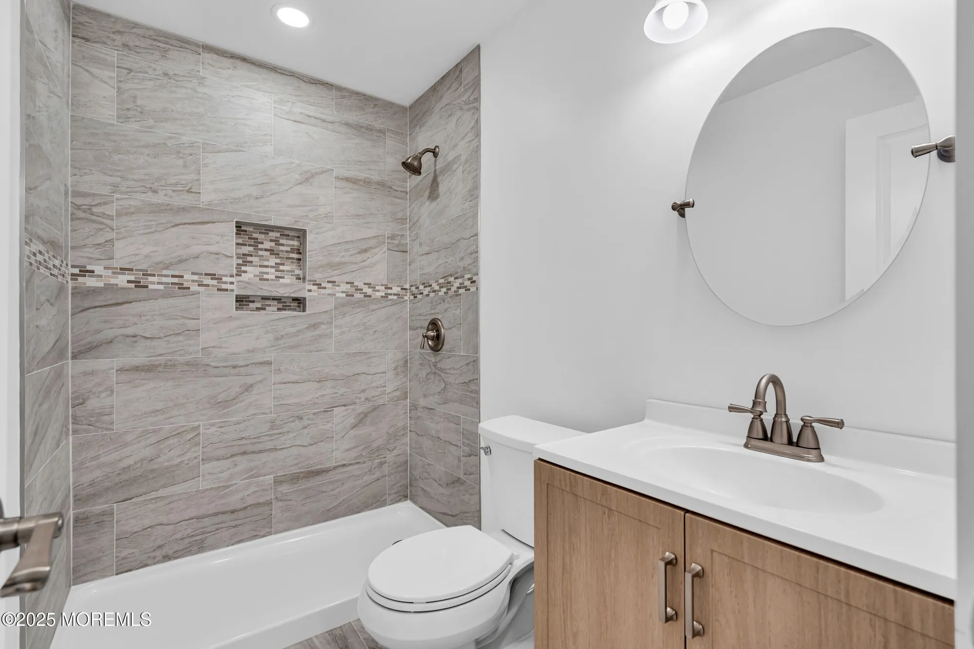 Property Slideshow image 19 of 29 | 17 leighton ct, Berkeley, NJ, 08757