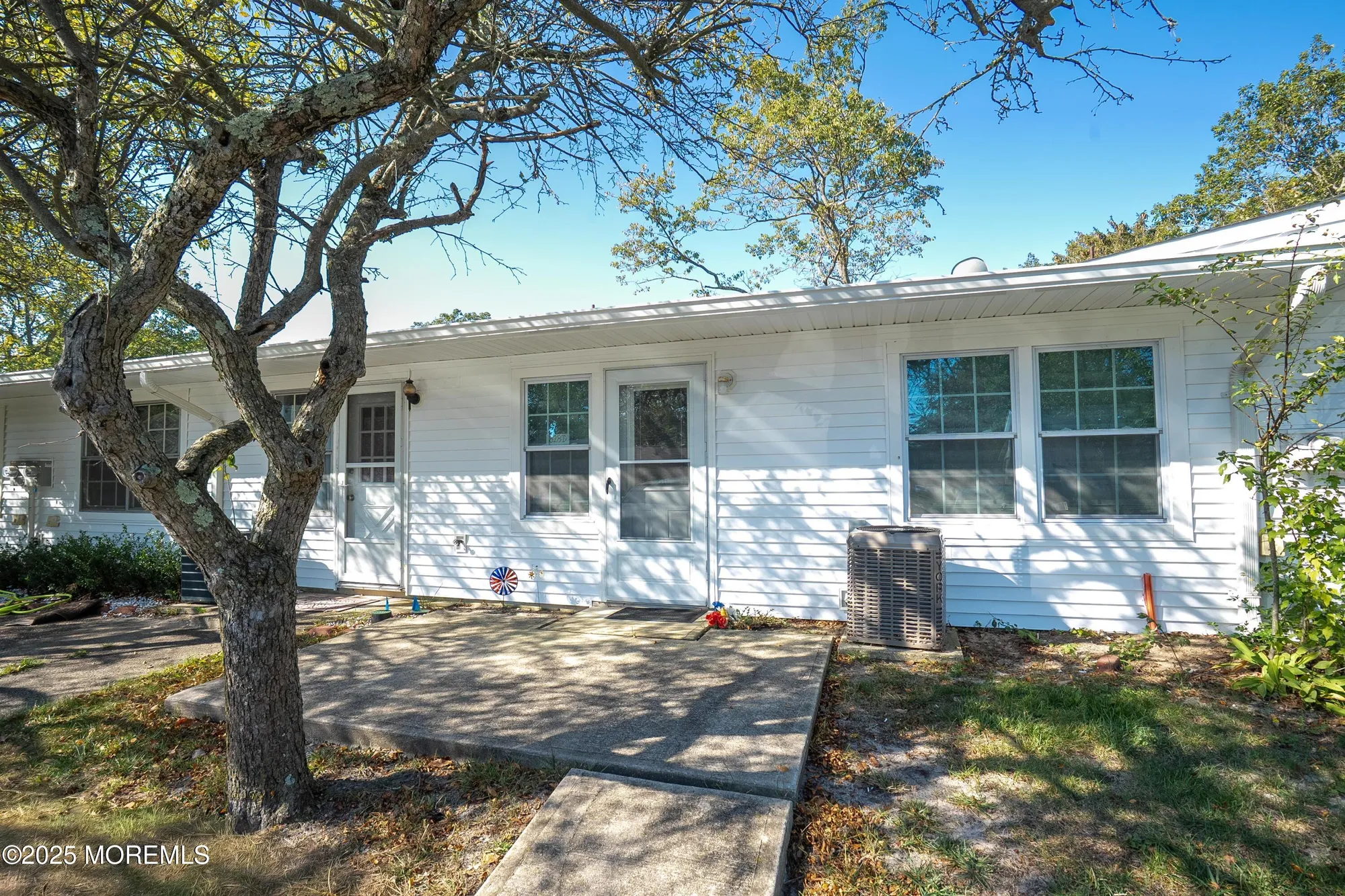 Property Slideshow image 7 of 26 | 828d balmoral ct, Lakewood, NJ, 08701