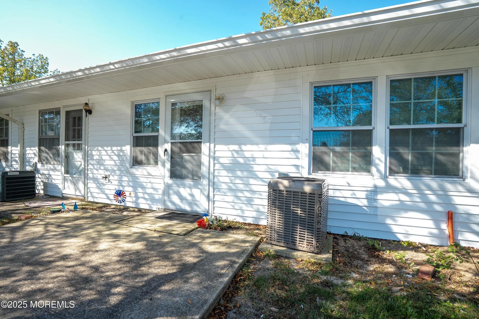 Property Slideshow image 5 of 26 | 828d balmoral ct, Lakewood, NJ, 08701